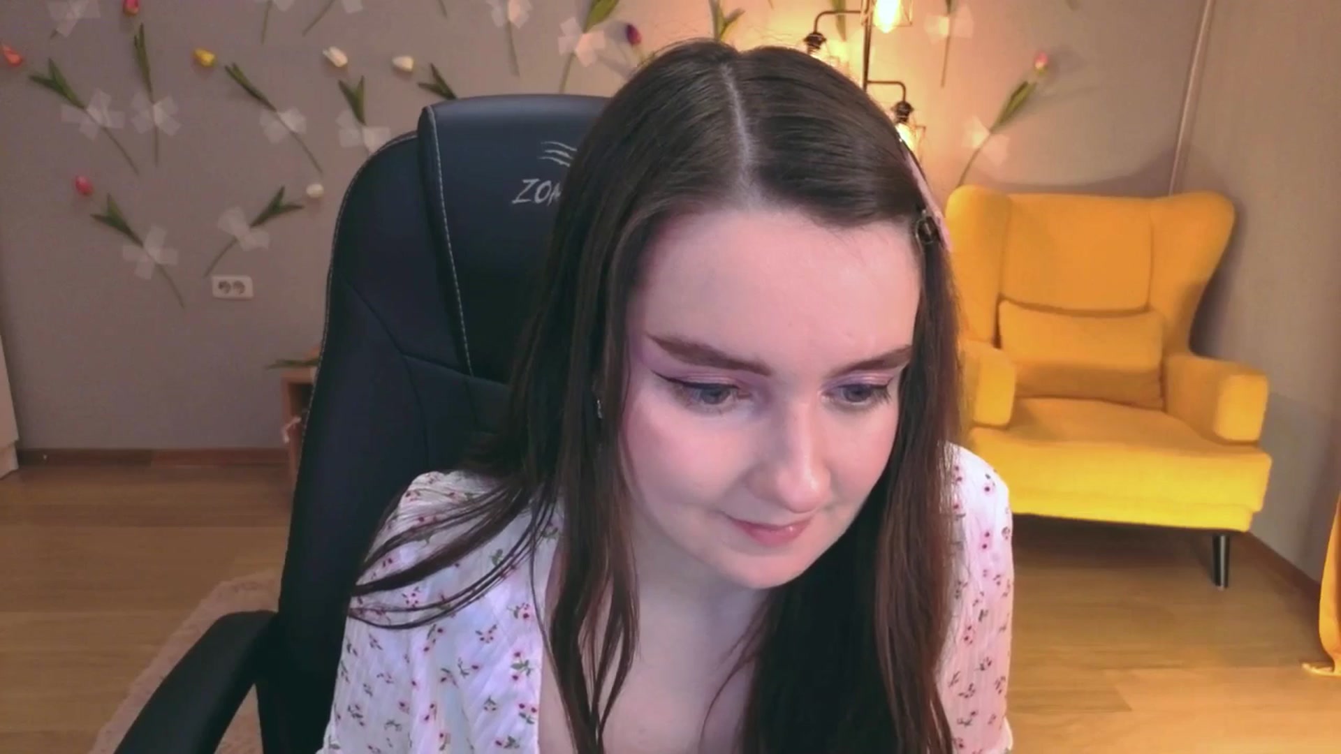 Gallery image thumbnail from Milim_Nava's myfreecams stream on, 05/08/2026, 19:47 image 9 of 20