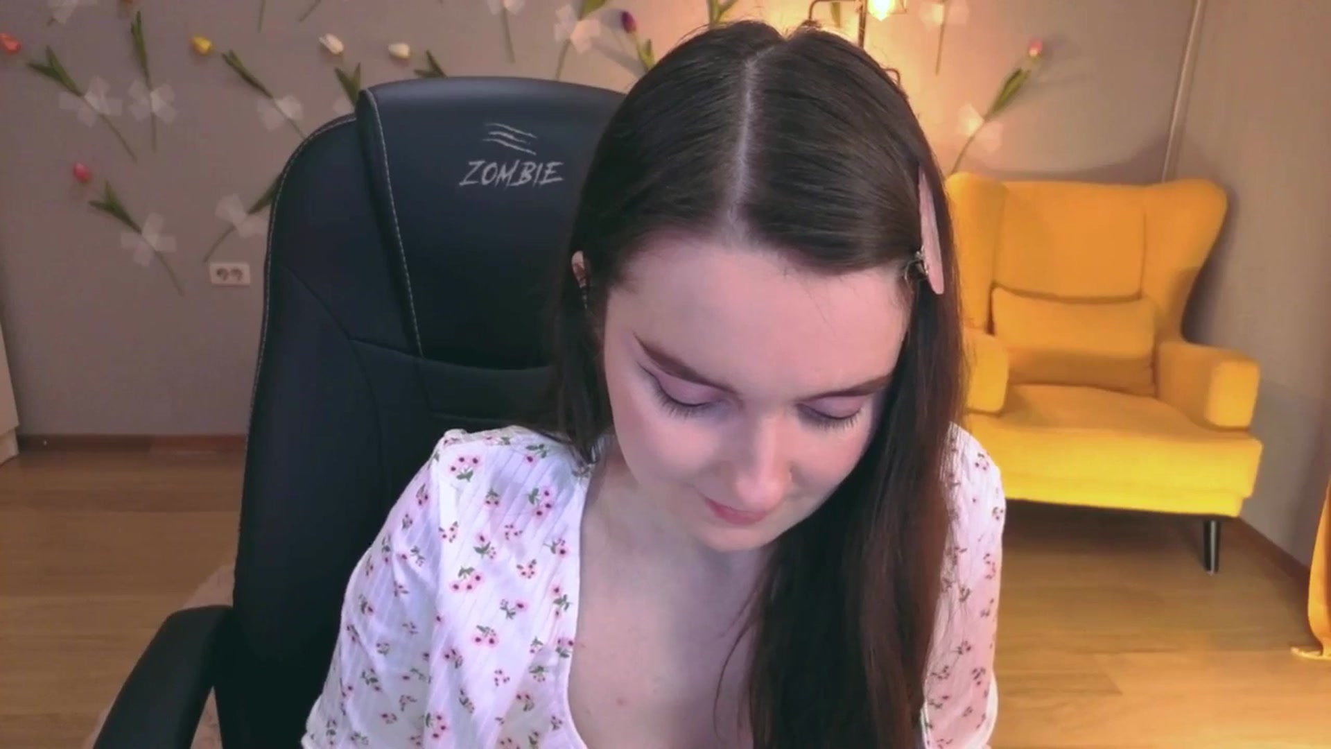 Gallery image thumbnail from Milim_Nava's myfreecams stream on, 05/08/2026, 19:47 image 5 of 20