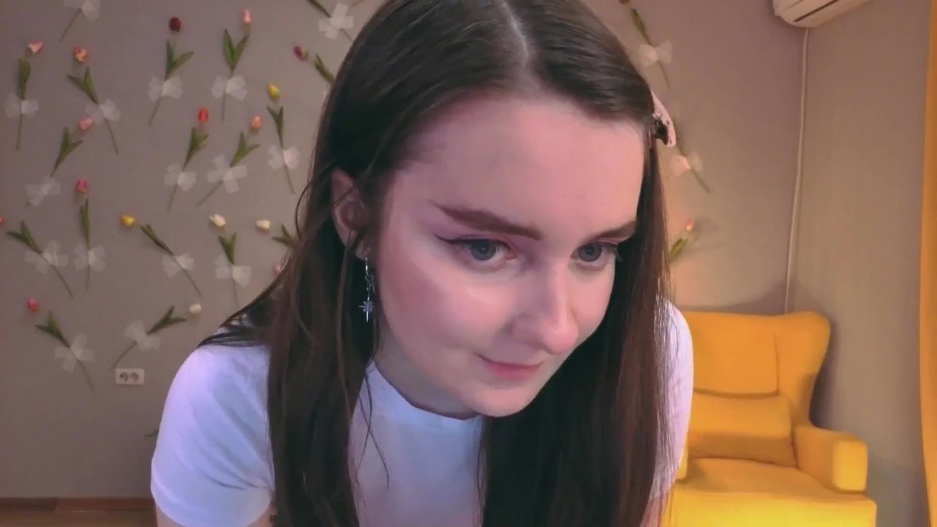 Gallery image thumbnail from Milim_Nava's myfreecams stream on, 05/08/2026, 22:53 image 18 of 20