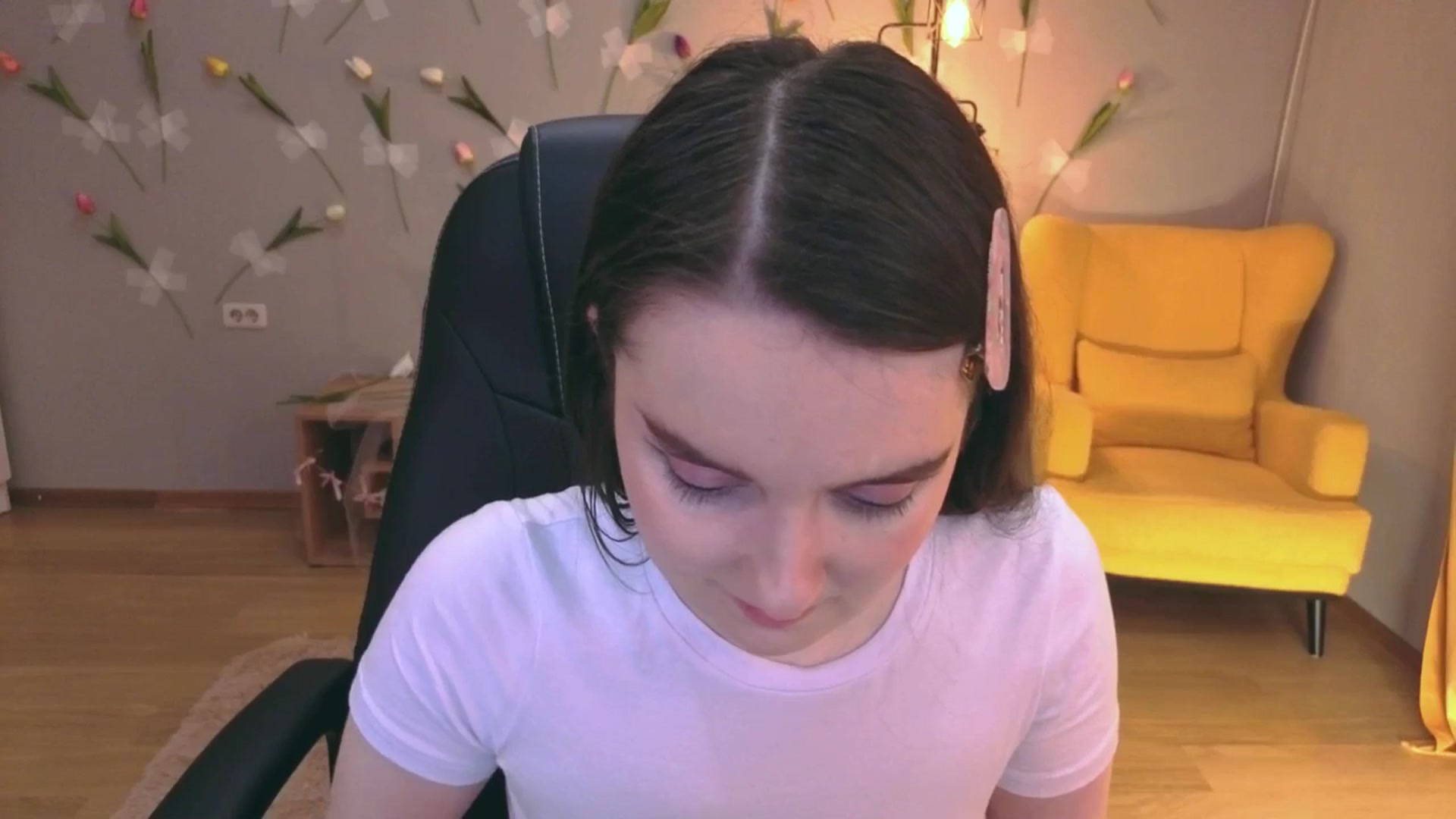 Gallery image thumbnail from Milim_Nava's myfreecams stream on, 05/09/2026, 24:52 image 14 of 20