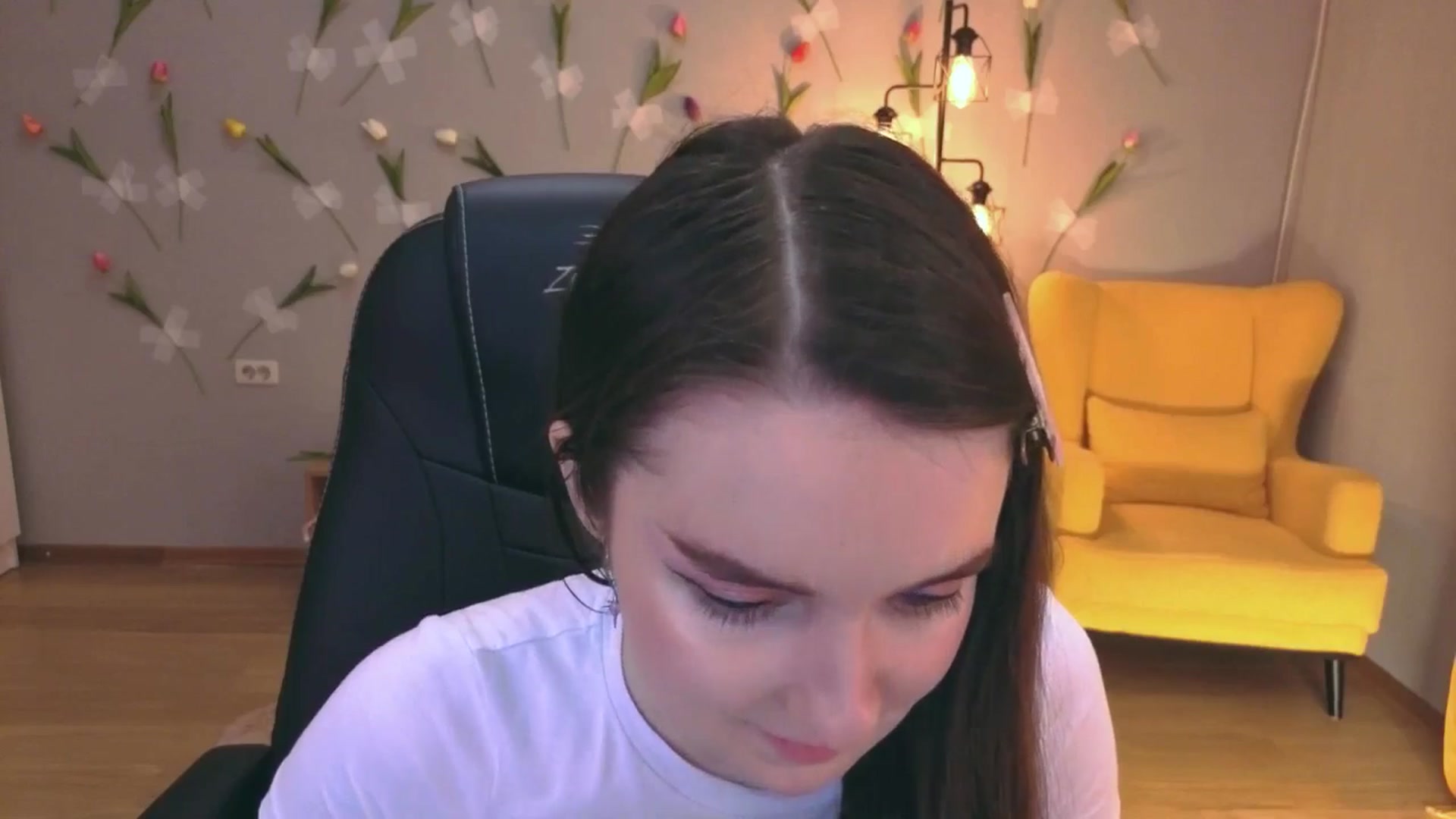 Gallery image thumbnail from Milim_Nava's myfreecams stream on, 05/09/2026, 24:52 image 19 of 20
