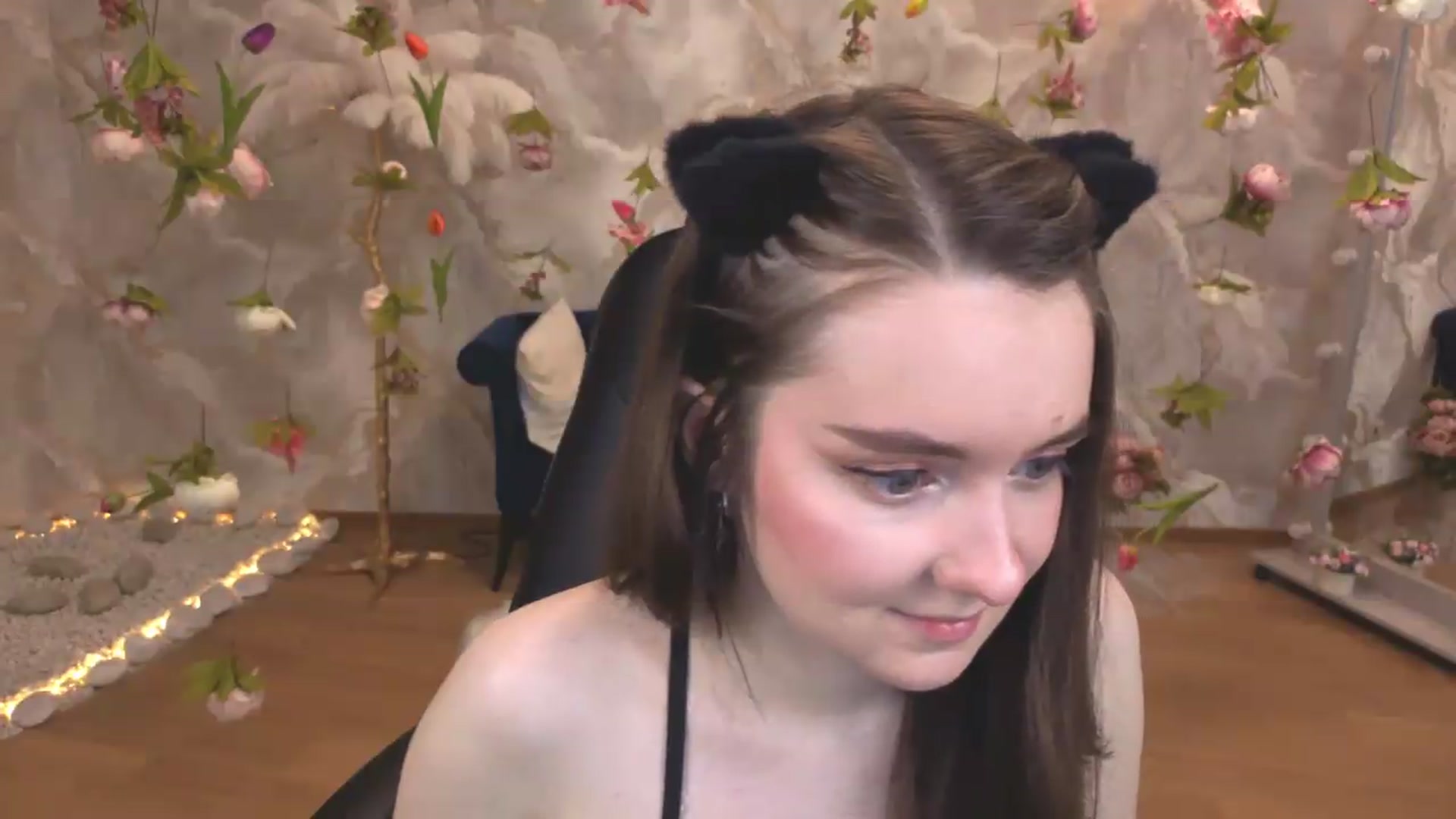 Gallery image thumbnail from Milim_Nava's myfreecams stream on, 05/09/2026, 19:02 image 4 of 20
