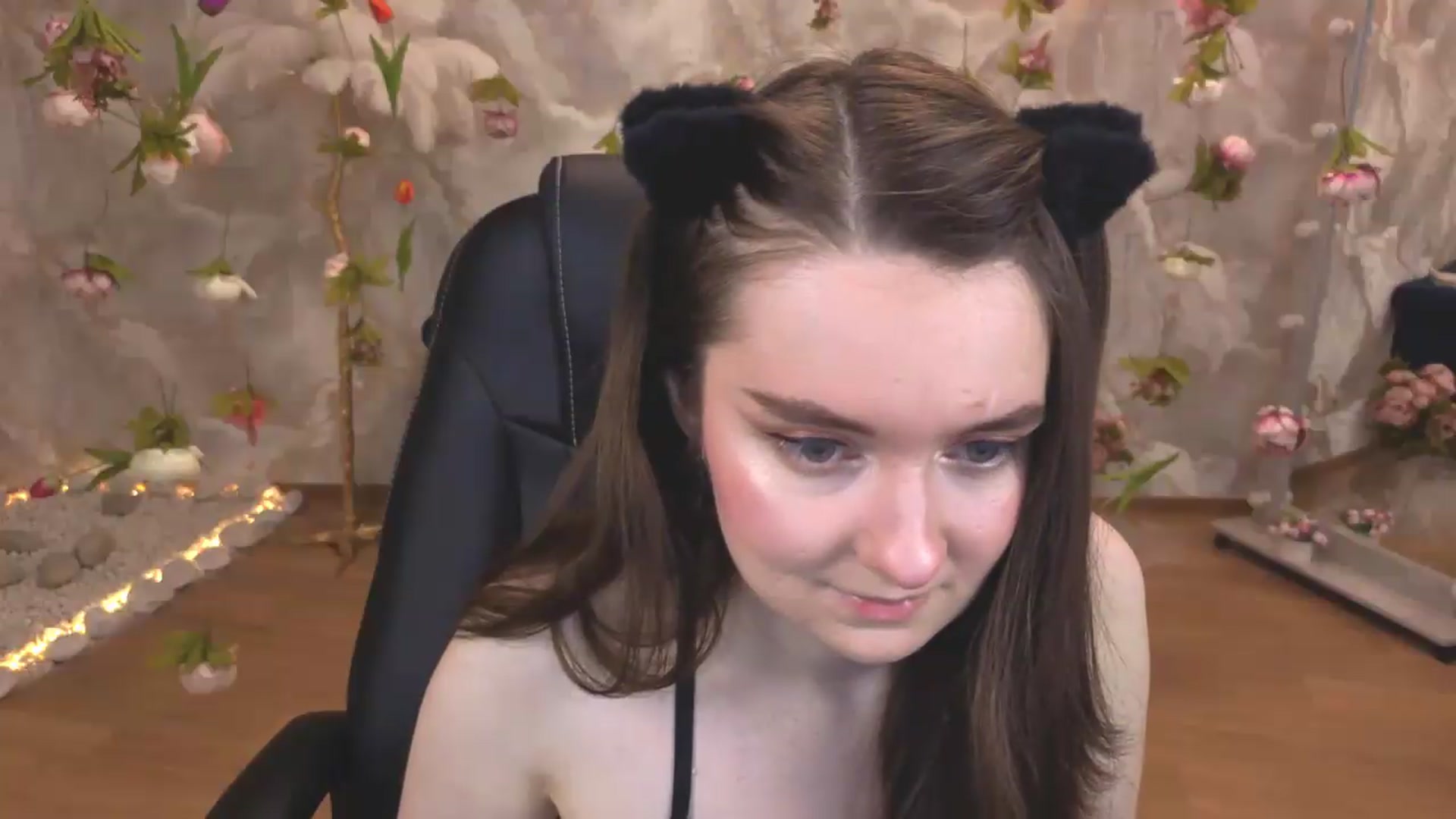 Gallery image thumbnail from Milim_Nava's myfreecams stream on, 05/09/2026, 19:02 image 17 of 20