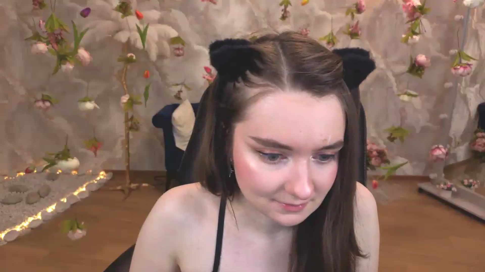 Gallery image thumbnail from Milim_Nava's myfreecams stream on, 05/09/2026, 19:02 image 3 of 20