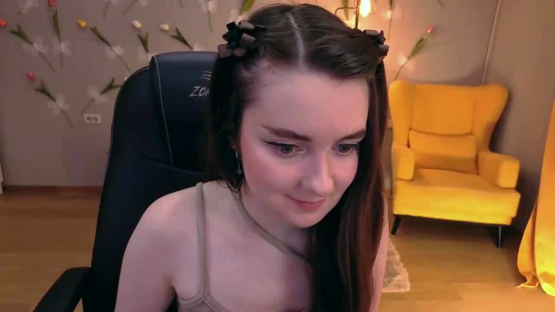 Gallery image thumbnail from Milim_Nava's myfreecams stream on, 05/10/2026, 19:28 image 3 of 20