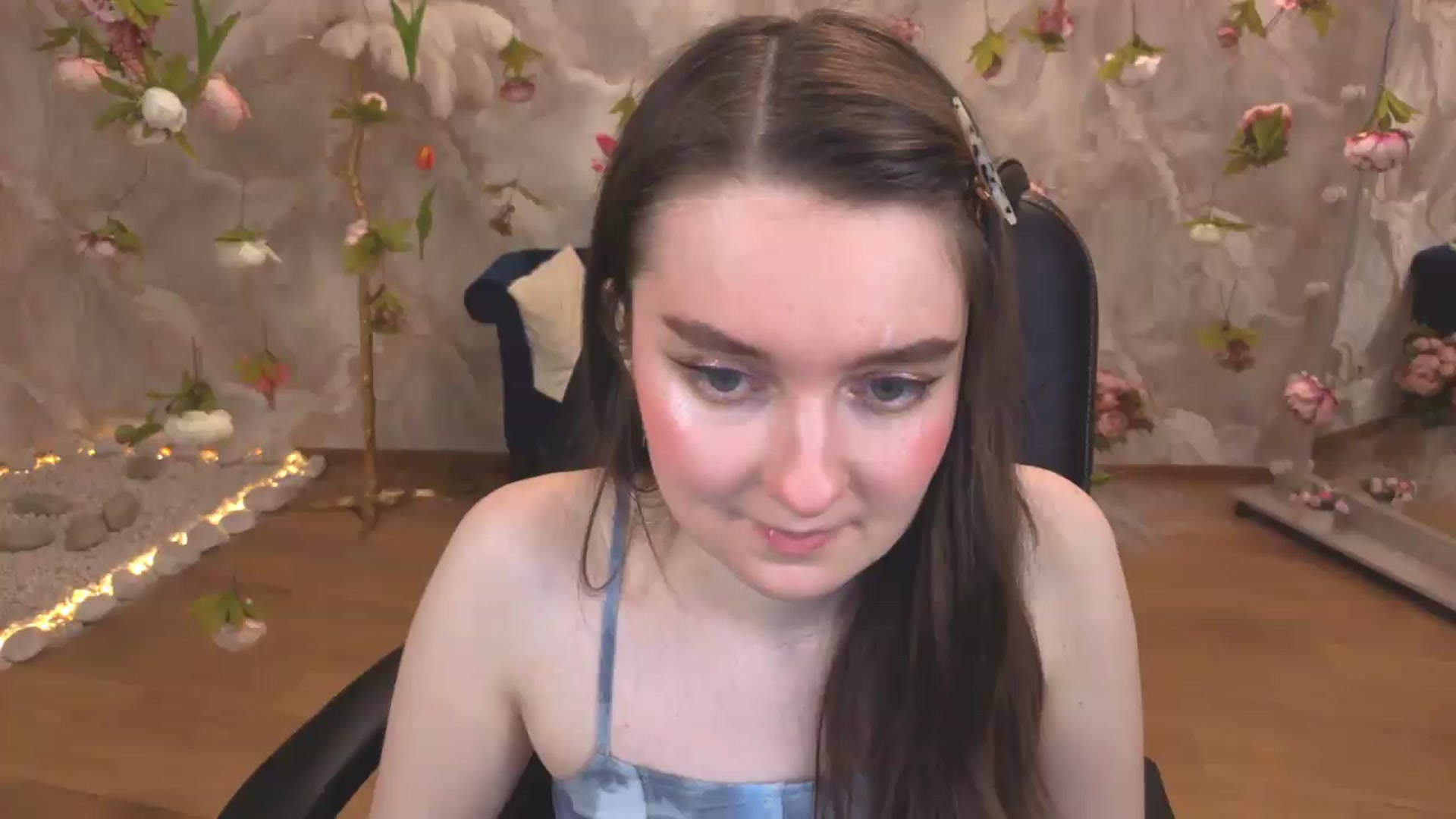 Gallery image thumbnail from Milim_Nava's myfreecams stream on, 05/11/2026, 18:43 image 12 of 20