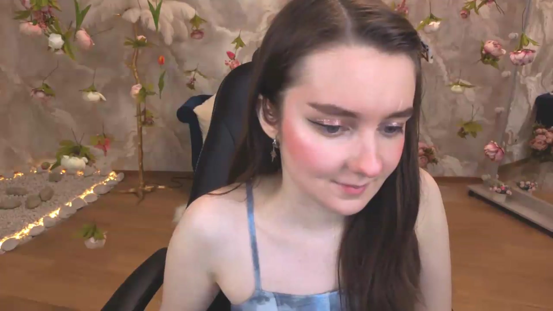 Gallery image thumbnail from Milim_Nava's myfreecams stream on, 05/11/2026, 18:43 image 17 of 20