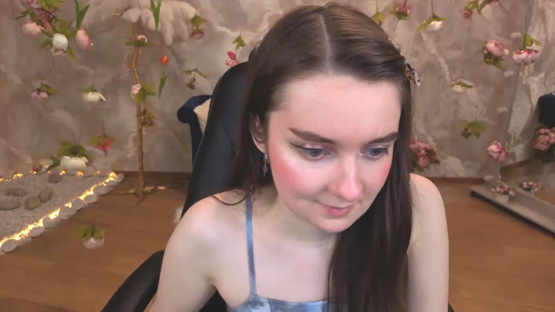 Gallery image thumbnail from Milim_Nava's myfreecams stream on, 05/11/2026, 18:43 image 18 of 20