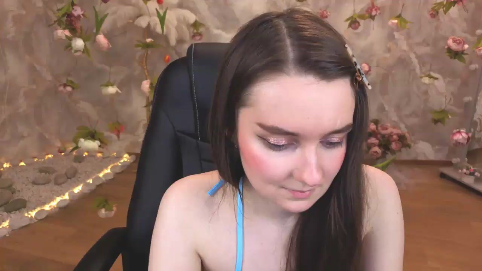 Gallery image thumbnail from Milim_Nava's myfreecams stream on, 05/11/2026, 23:09 image 1 of 20