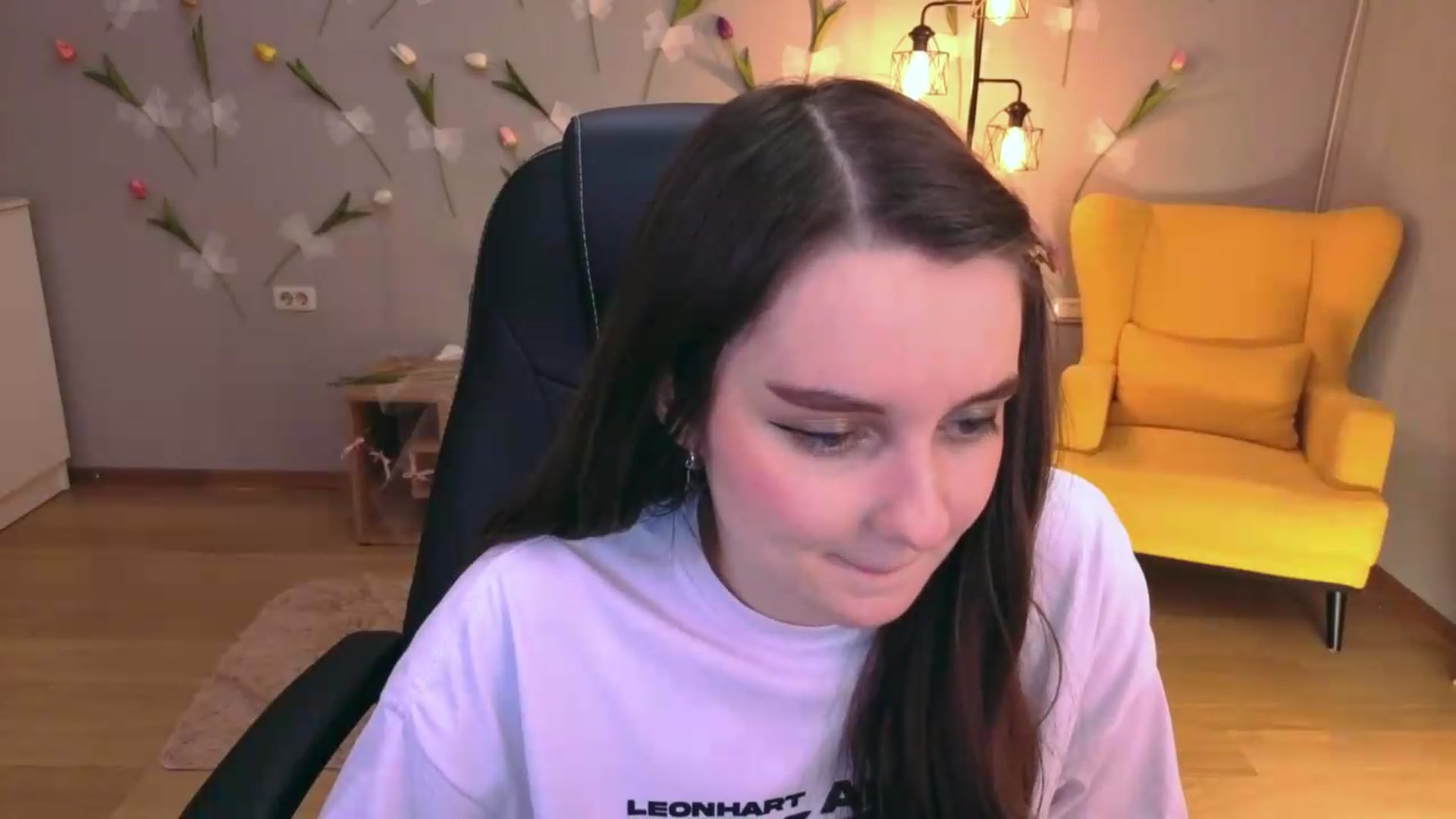 Gallery image thumbnail from Milim_Nava's myfreecams stream on, 05/12/2026, 21:29 image 8 of 20