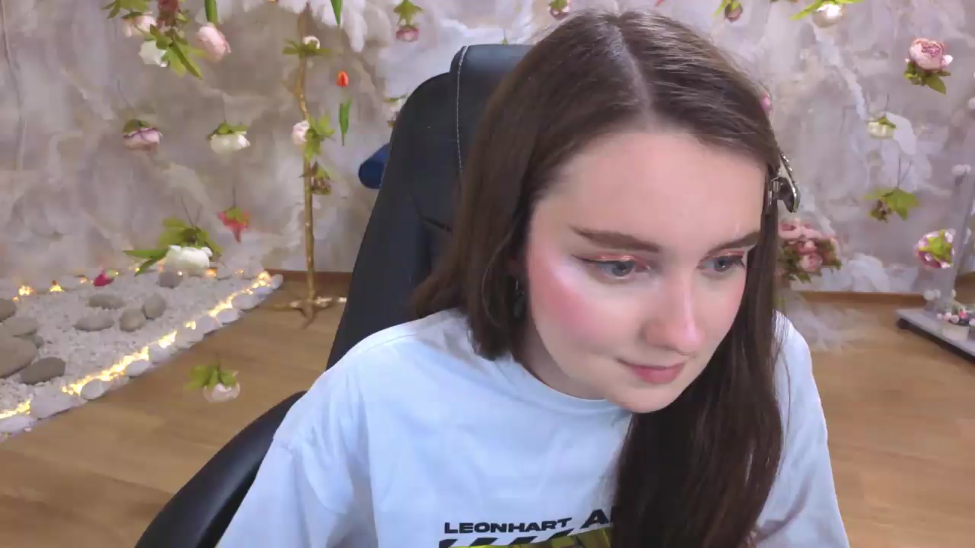 Gallery image thumbnail from Milim_Nava's myfreecams stream on, 05/17/2026, 09:54 image 1 of 20