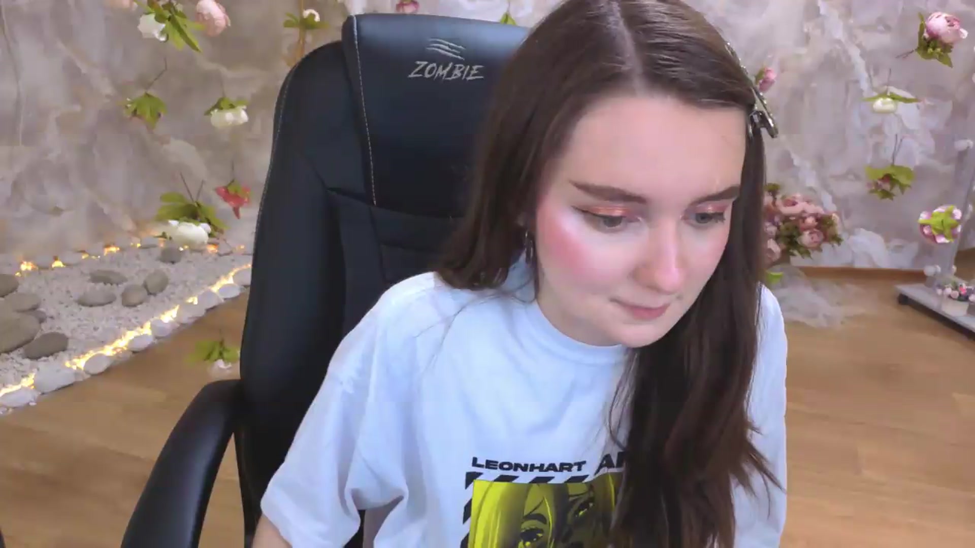 Gallery image thumbnail from Milim_Nava's myfreecams stream on, 05/17/2026, 09:54 image 10 of 20