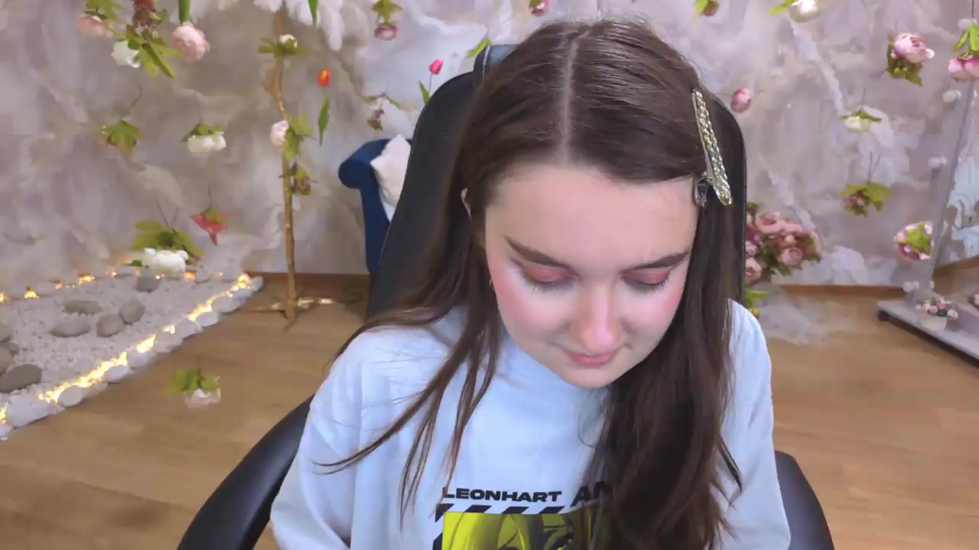 Gallery image thumbnail from Milim_Nava's myfreecams stream on, 05/17/2026, 09:54 image 14 of 20