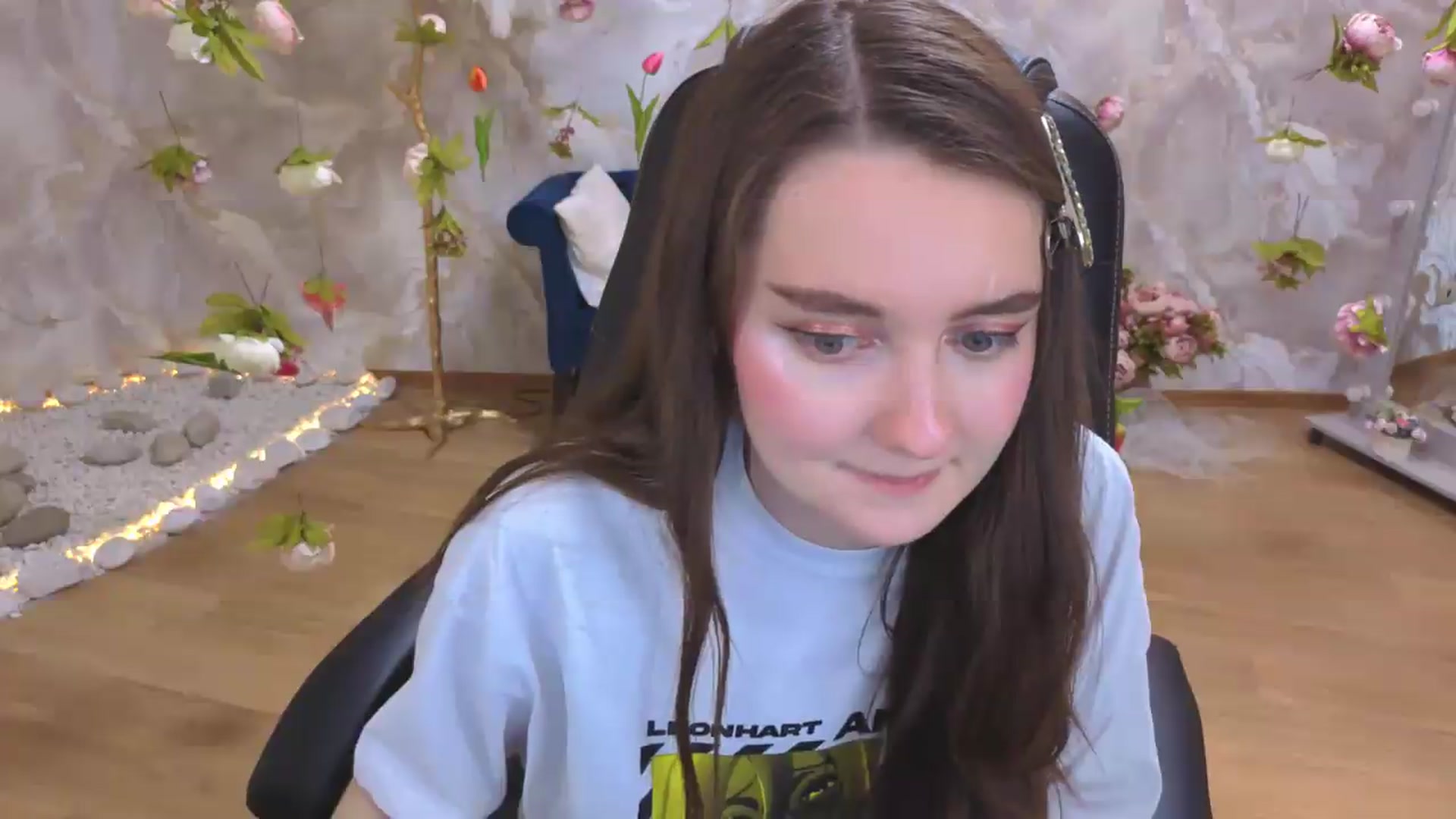 Gallery image thumbnail from Milim_Nava's myfreecams stream on, 05/17/2026, 09:54 image 6 of 20