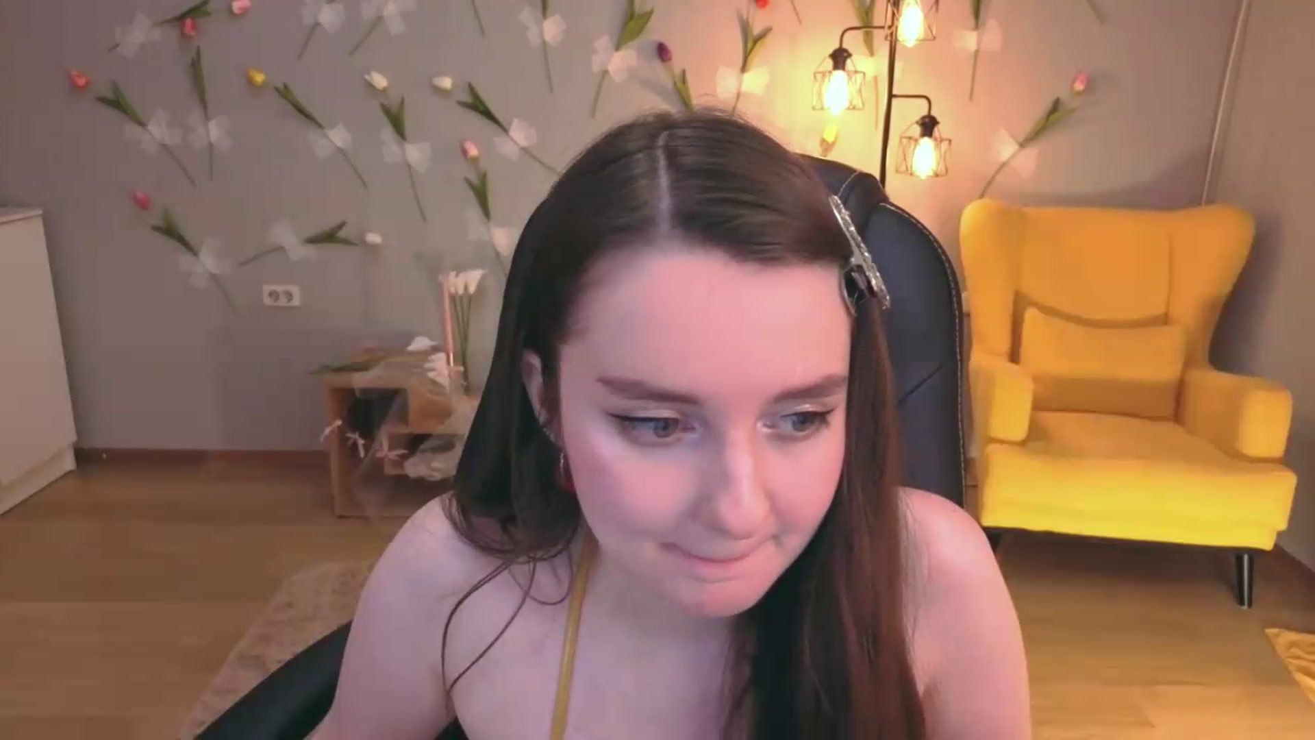 Gallery image thumbnail from Milim_Nava's myfreecams stream on, 05/25/2026, 23:19 image 16 of 20