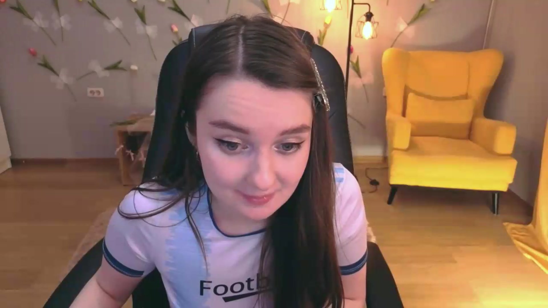 Gallery image thumbnail from Milim_Nava's myfreecams stream on, 05/26/2026, 03:01 image 16 of 20