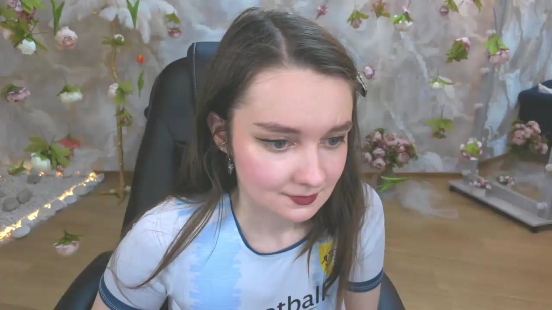Gallery image thumbnail from Milim_Nava's myfreecams stream on, 05/26/2026, 19:18 image 16 of 20