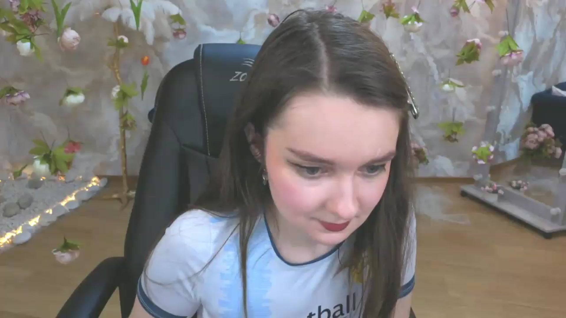 Gallery image thumbnail from Milim_Nava's myfreecams stream on, 05/26/2026, 19:18 image 19 of 20