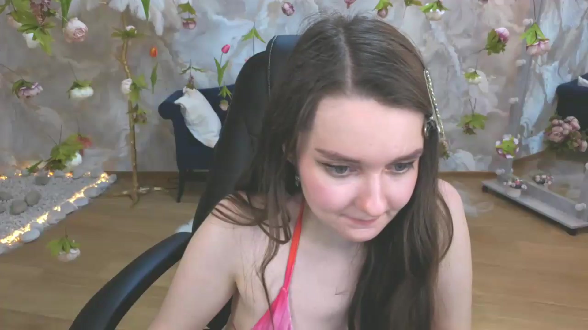 Gallery image thumbnail from Milim_Nava's myfreecams stream on, 05/27/2026, 01:04 image 7 of 20