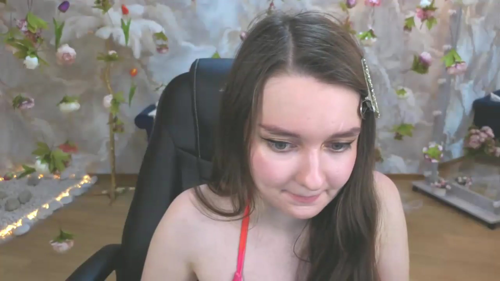 Gallery image thumbnail from Milim_Nava's myfreecams stream on, 05/27/2026, 01:04 image 19 of 20