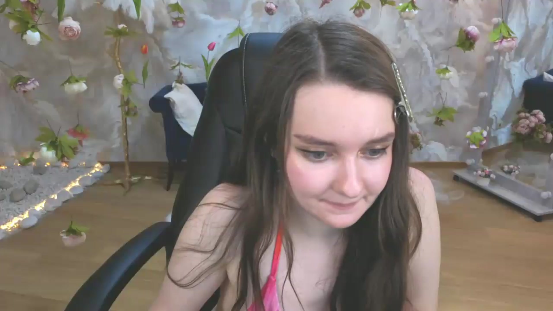 Gallery image thumbnail from Milim_Nava's myfreecams stream on, 05/27/2026, 01:04 image 11 of 20
