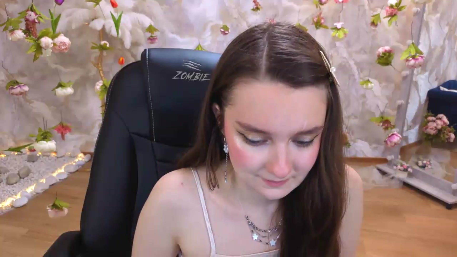 Gallery image thumbnail from Milim_Nava's myfreecams stream on, 06/05/2026, 19:49 image 5 of 20