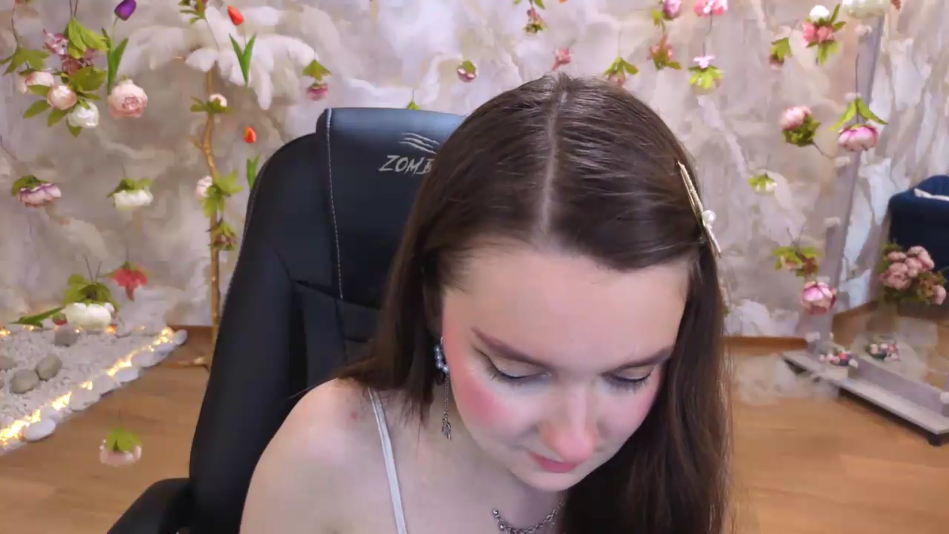Gallery image thumbnail from Milim_Nava's myfreecams stream on, 06/05/2026, 19:49 image 12 of 20