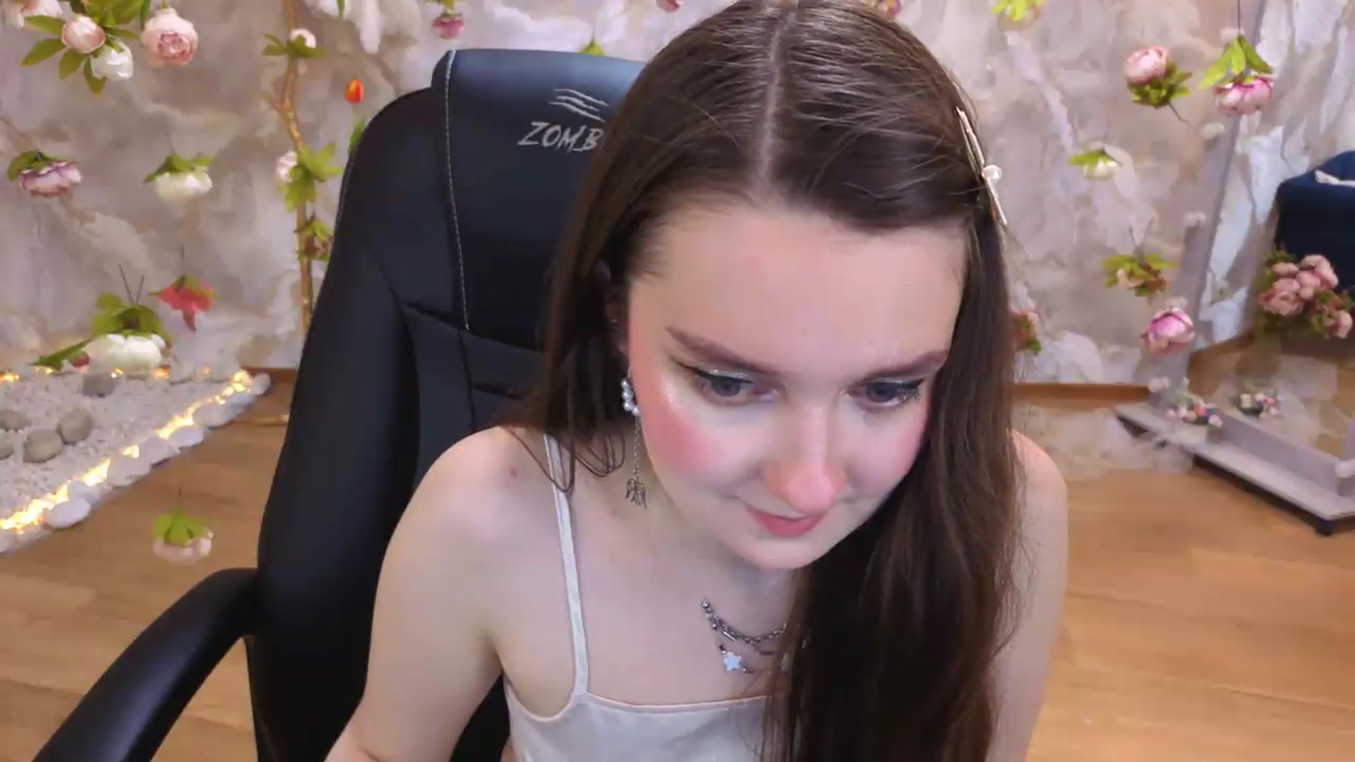 Gallery image thumbnail from Milim_Nava's myfreecams stream on, 06/05/2026, 19:49 image 20 of 20