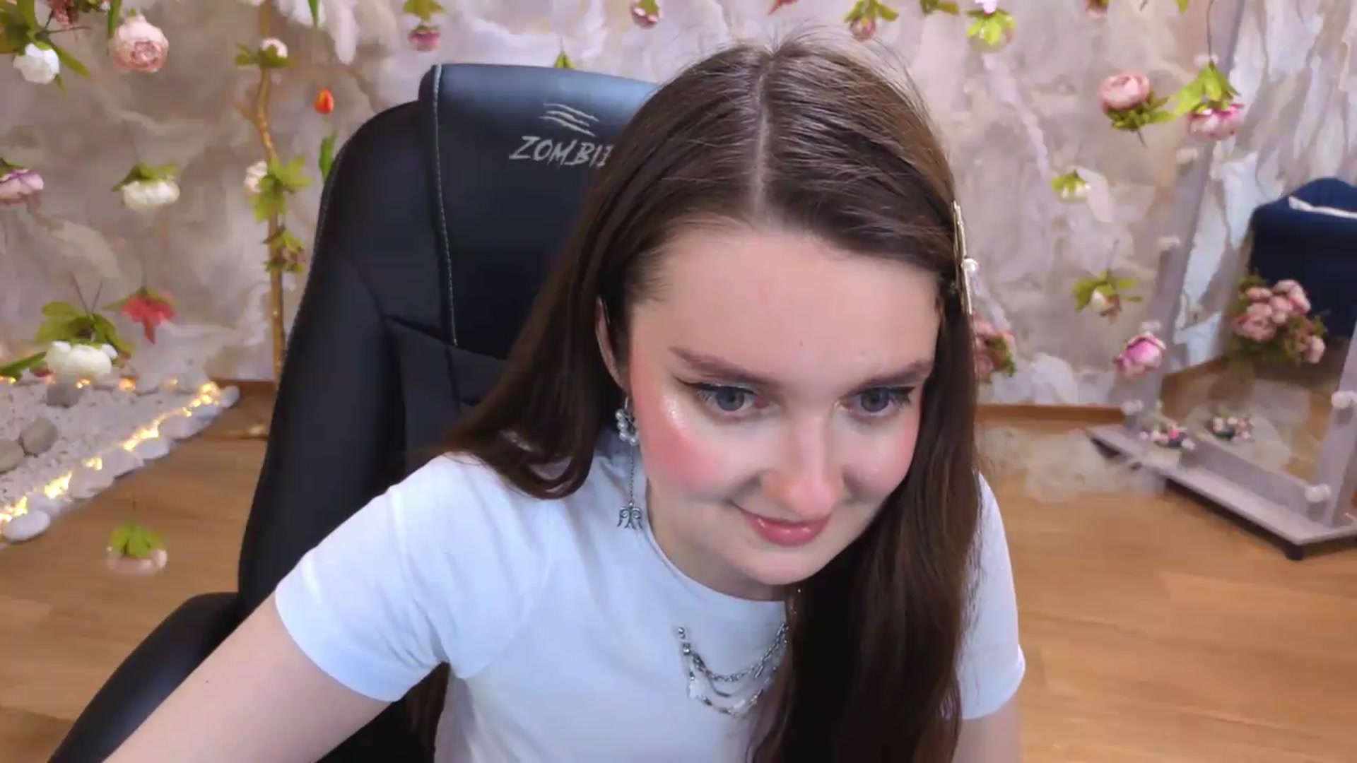 Gallery image thumbnail from Milim_Nava's myfreecams stream on, 06/05/2026, 23:50 image 19 of 20