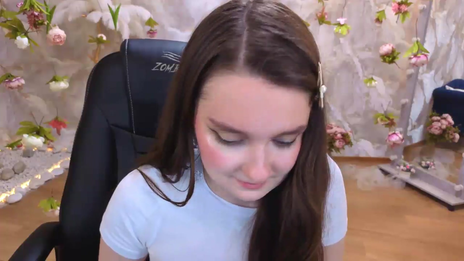 Gallery image thumbnail from Milim_Nava's myfreecams stream on, 06/05/2026, 23:50 image 3 of 20