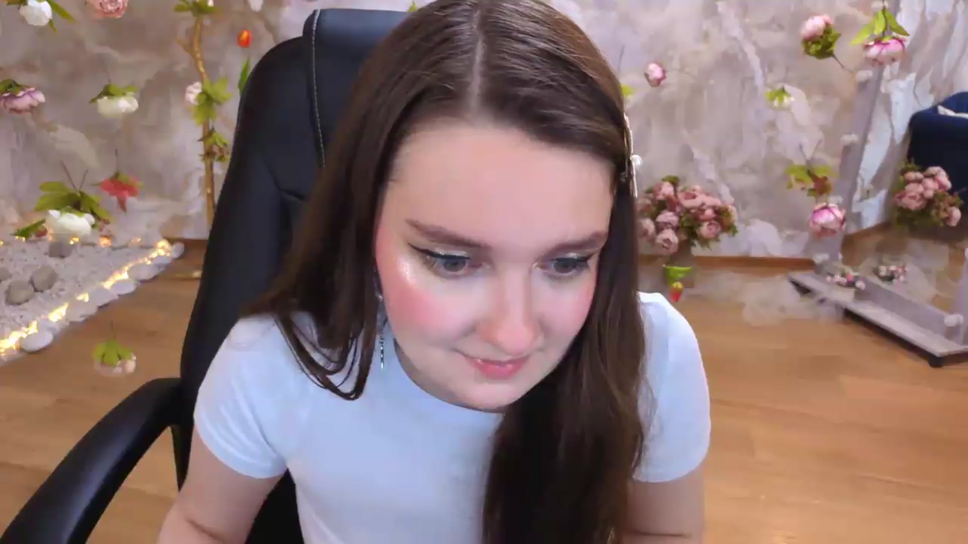 Gallery image thumbnail from Milim_Nava's myfreecams stream on, 06/05/2026, 23:50 image 5 of 20