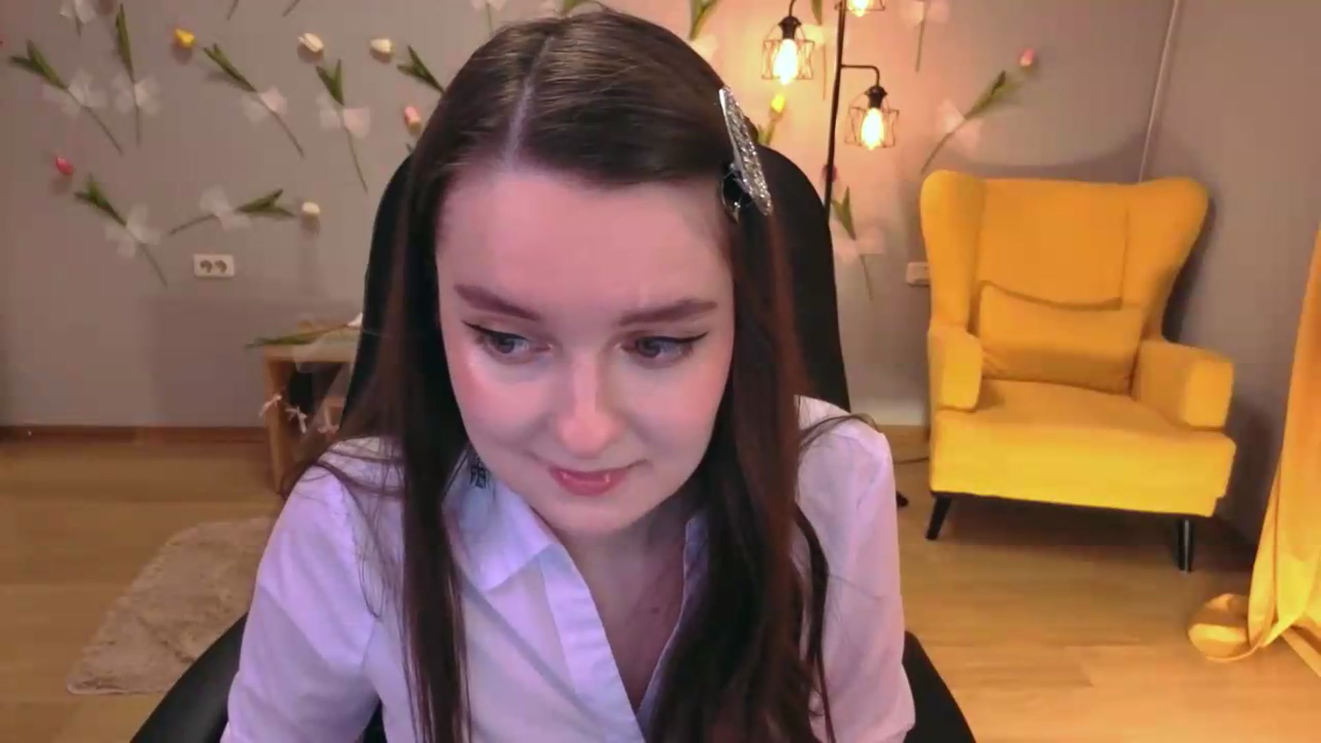 Gallery image thumbnail from Milim_Nava's myfreecams stream on, 06/06/2026, 18:44 image 3 of 20