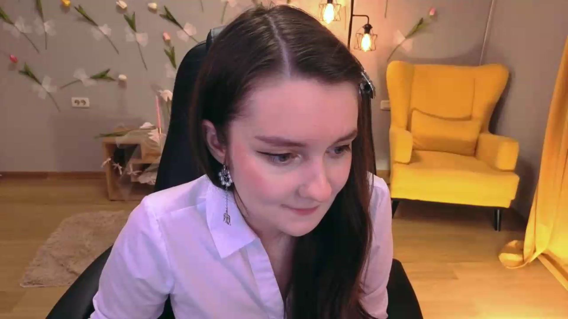 Gallery image thumbnail from Milim_Nava's myfreecams stream on, 06/06/2026, 18:44 image 16 of 20