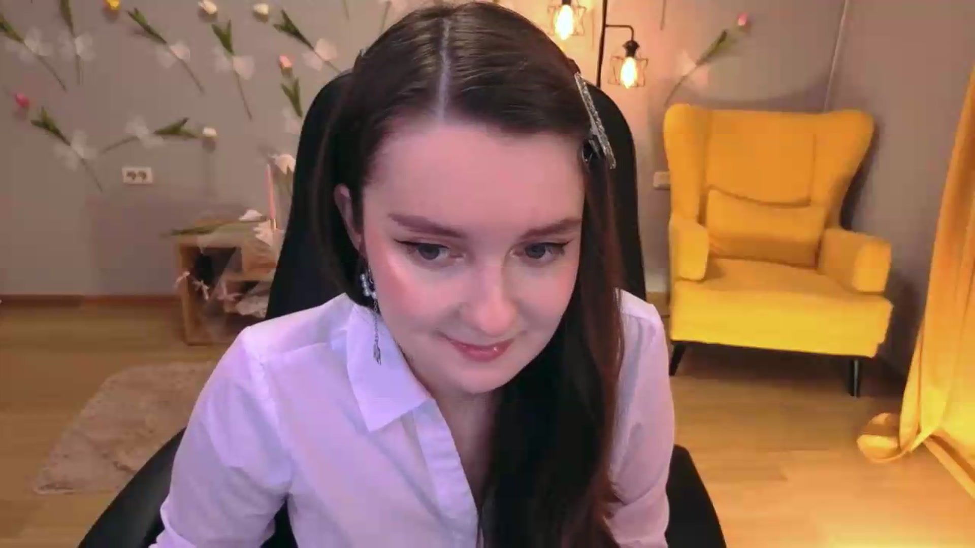 Gallery image thumbnail from Milim_Nava's myfreecams stream on, 06/06/2026, 18:44 image 17 of 20