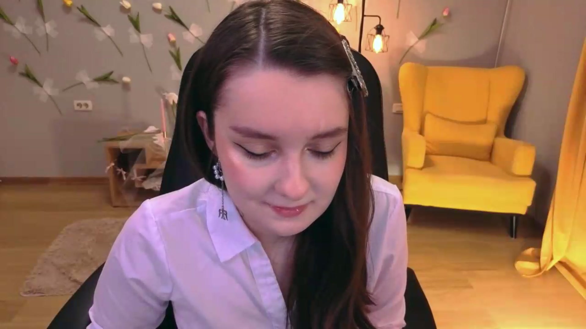 Gallery image thumbnail from Milim_Nava's myfreecams stream on, 06/06/2026, 18:44 image 15 of 20