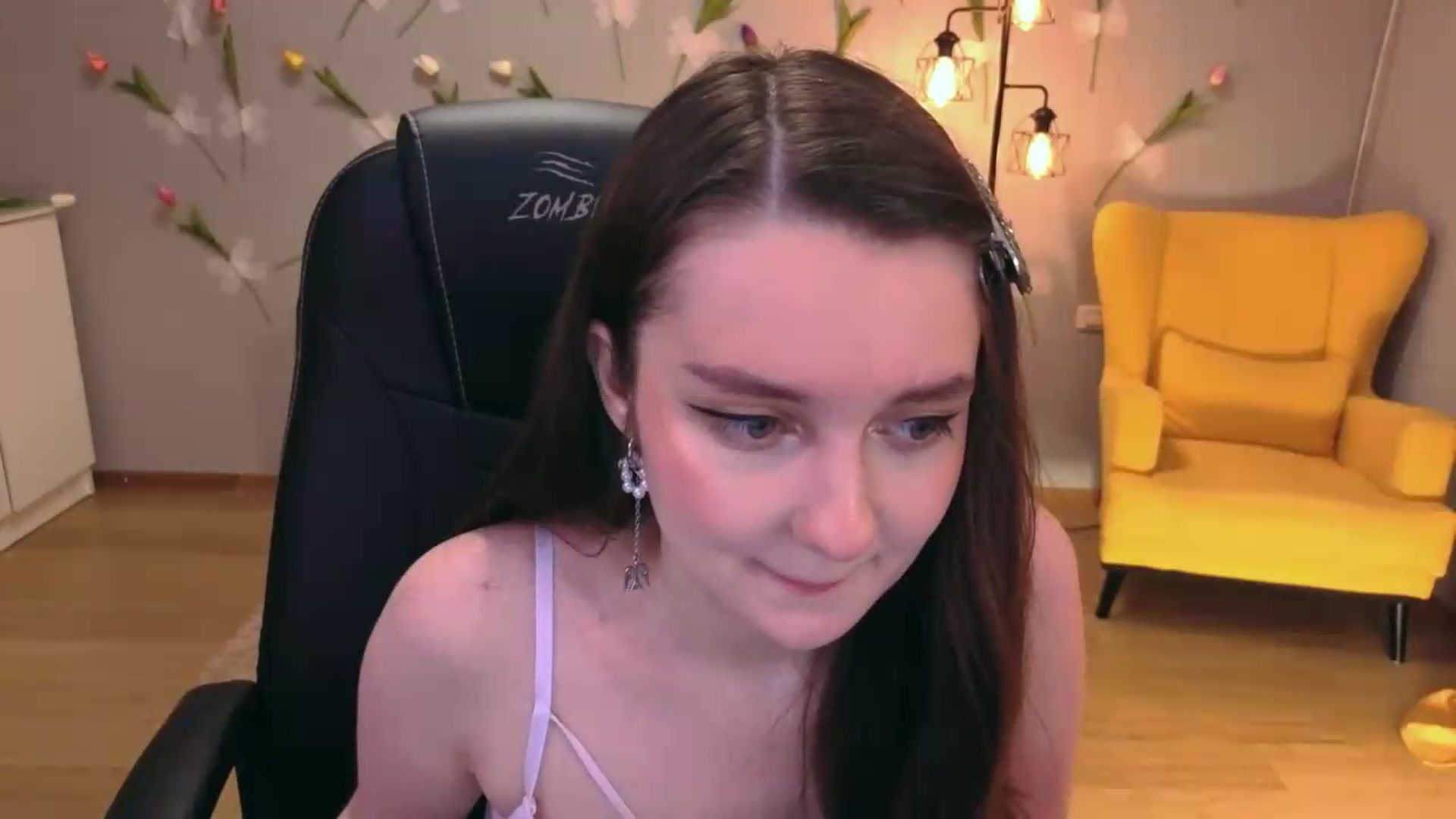 Gallery image thumbnail from Milim_Nava's myfreecams stream on, 06/06/2026, 19:17 image 3 of 20