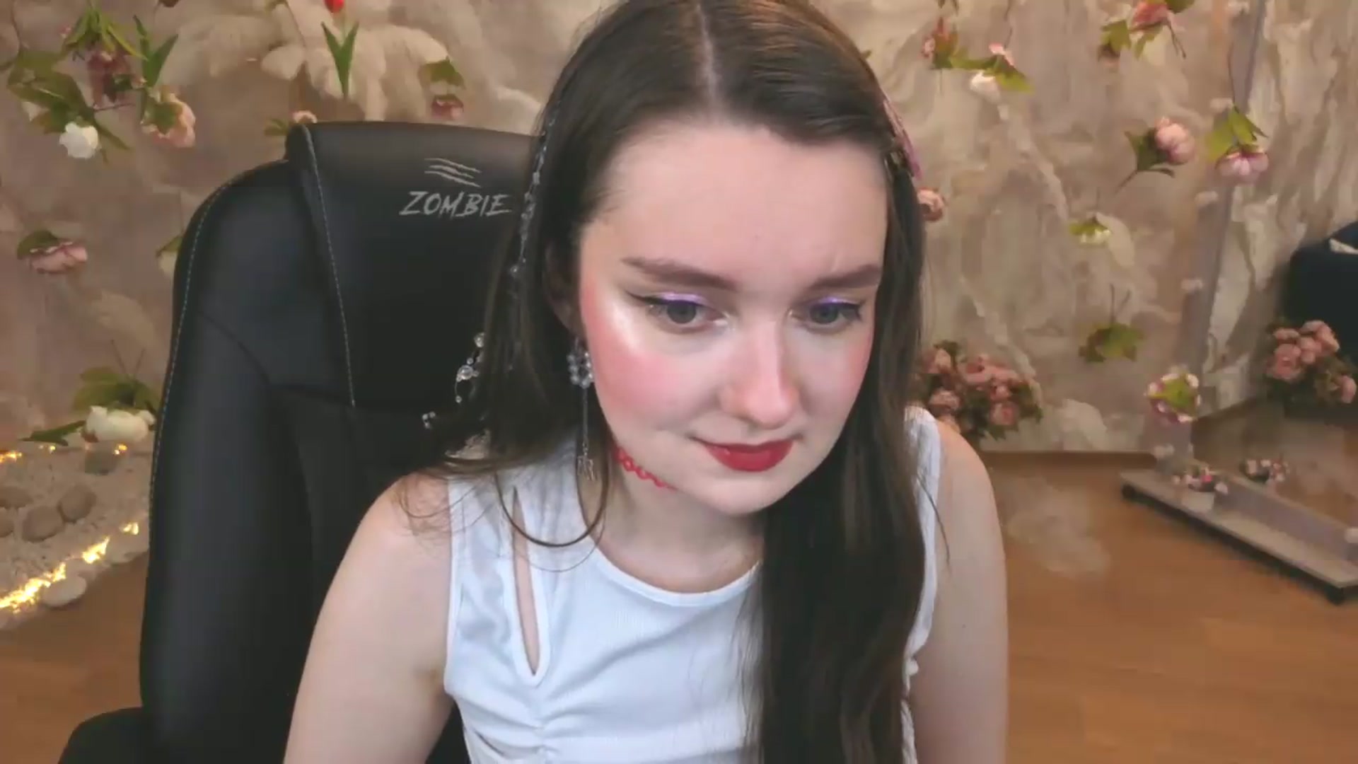 Gallery image thumbnail from Milim_Nava's myfreecams stream on, 06/07/2026, 19:49 image 5 of 20