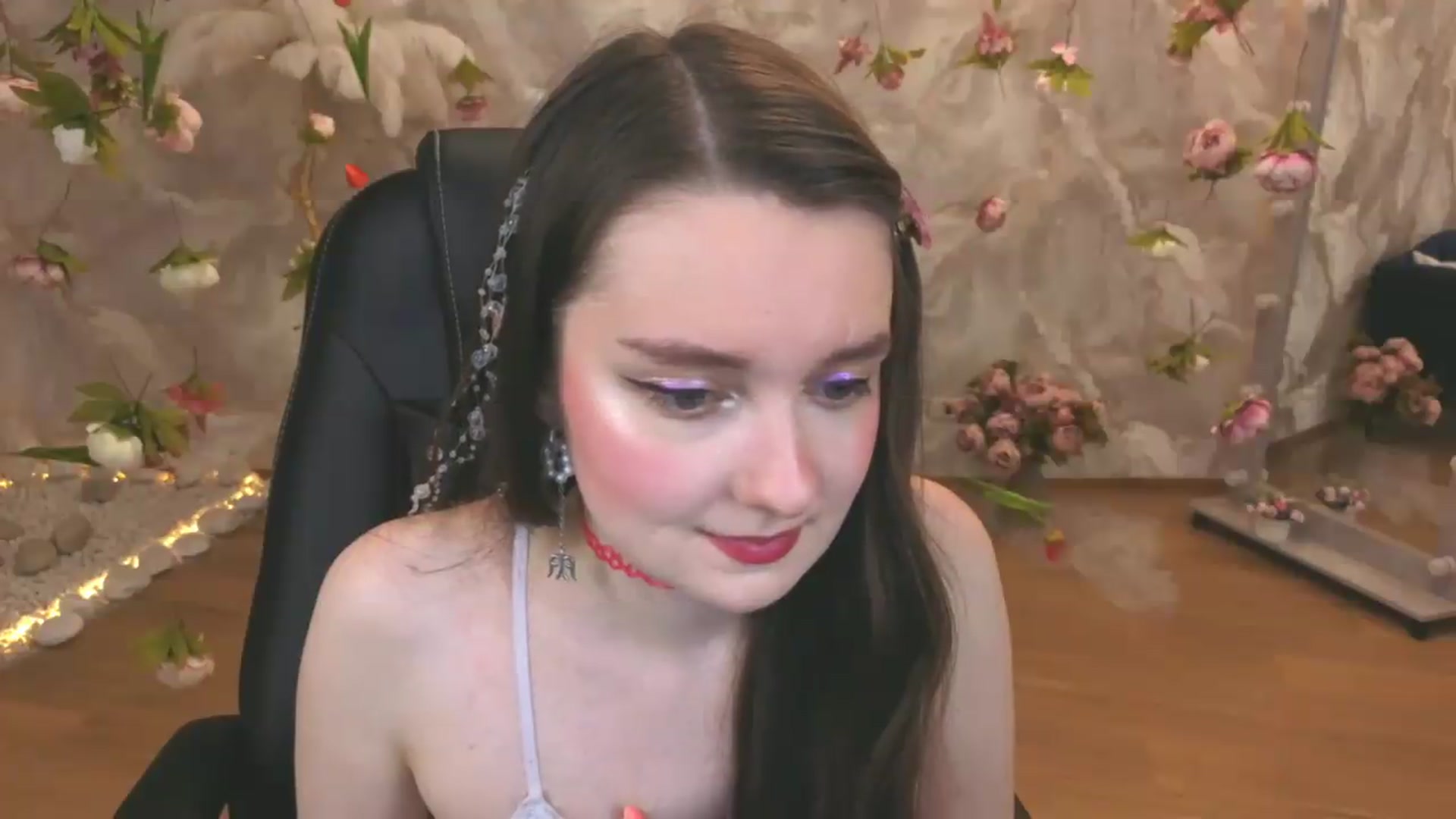 Gallery image thumbnail from Milim_Nava's myfreecams stream on, 06/07/2026, 19:49 image 18 of 20