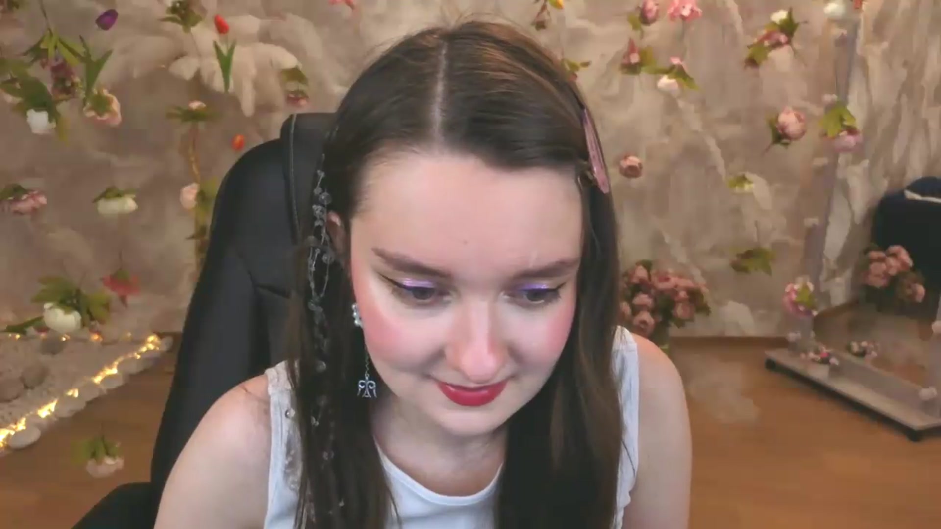 Gallery image thumbnail from Milim_Nava's myfreecams stream on, 06/07/2026, 19:49 image 10 of 20
