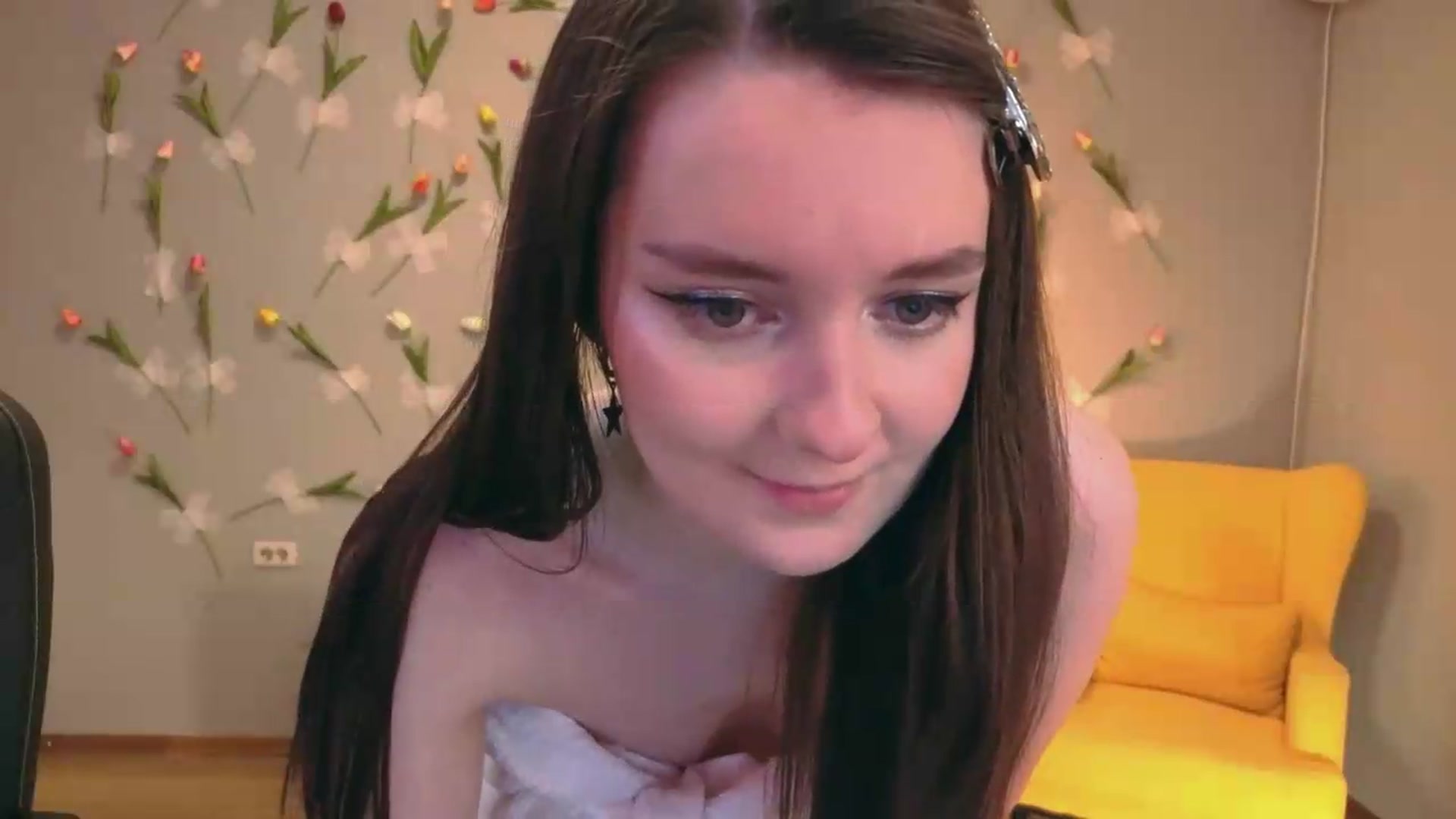 Gallery image thumbnail from Milim_Nava's myfreecams stream on, 06/08/2026, 19:18 image 17 of 20