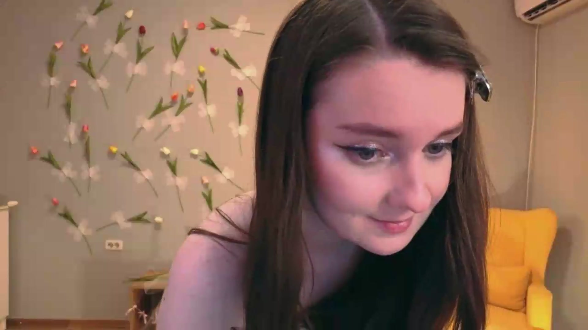 Gallery image thumbnail from Milim_Nava's myfreecams stream on, 06/08/2026, 20:41 image 12 of 20