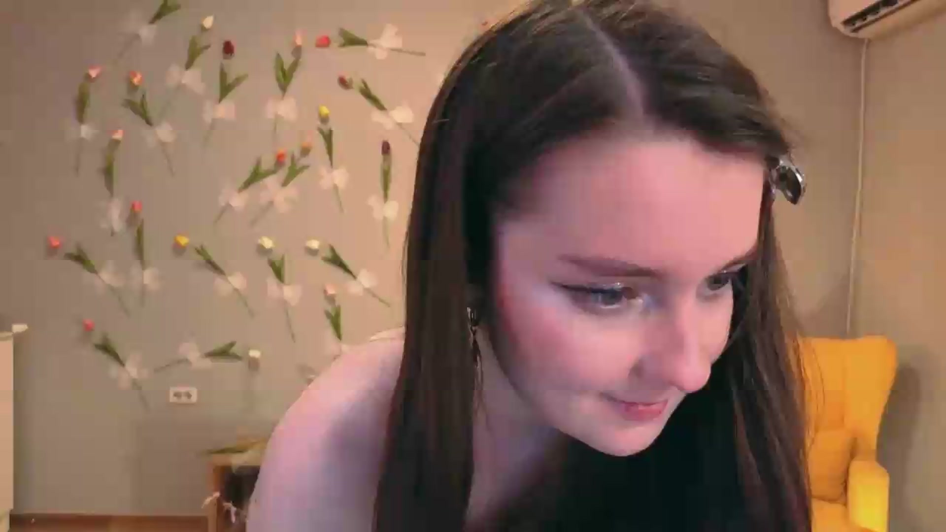 Gallery image thumbnail from Milim_Nava's myfreecams stream on, 06/08/2026, 20:41 image 17 of 20