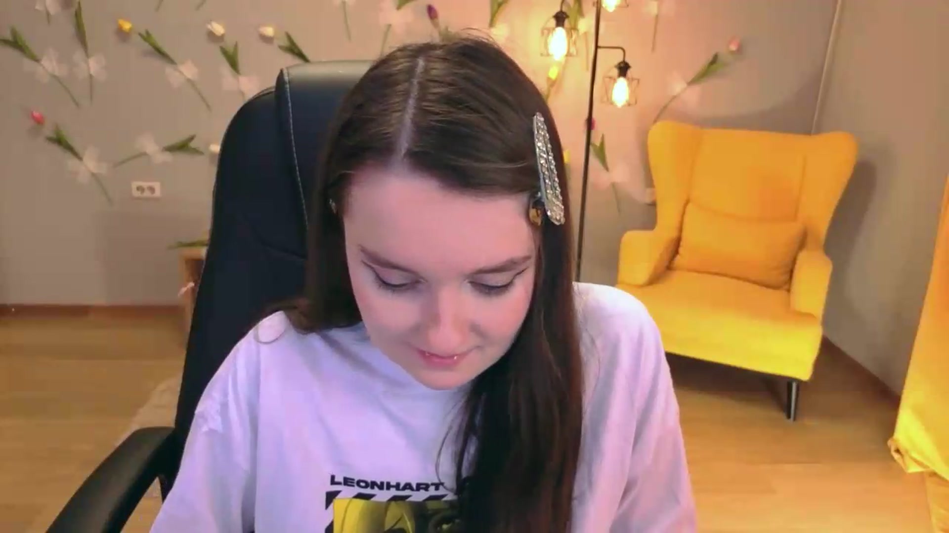 Gallery image thumbnail from Milim_Nava's myfreecams stream on, 06/08/2026, 23:46 image 9 of 20