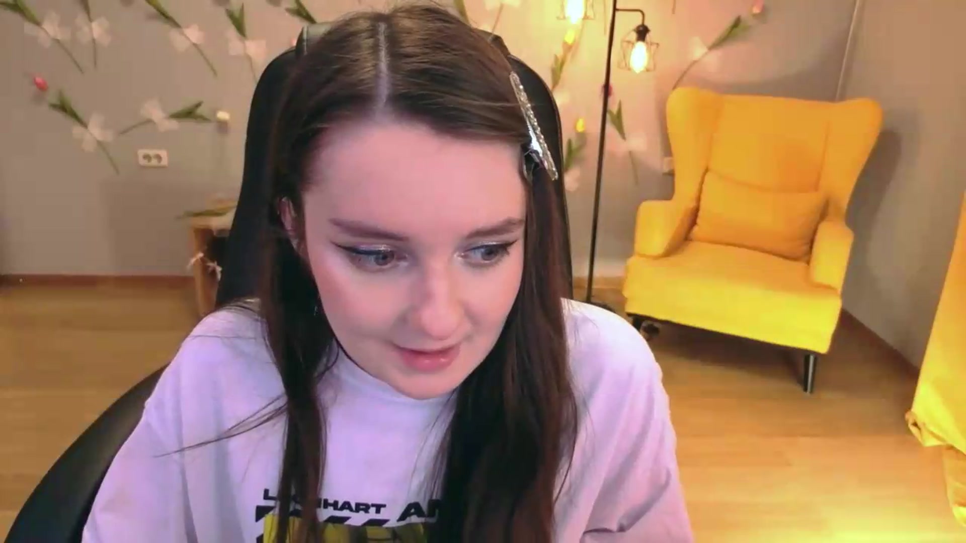 Gallery image thumbnail from Milim_Nava's myfreecams stream on, 06/08/2026, 23:46 image 15 of 20