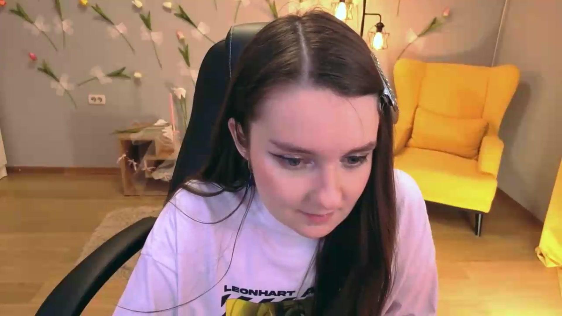 Gallery image thumbnail from Milim_Nava's myfreecams stream on, 06/09/2026, 01:15 image 2 of 20