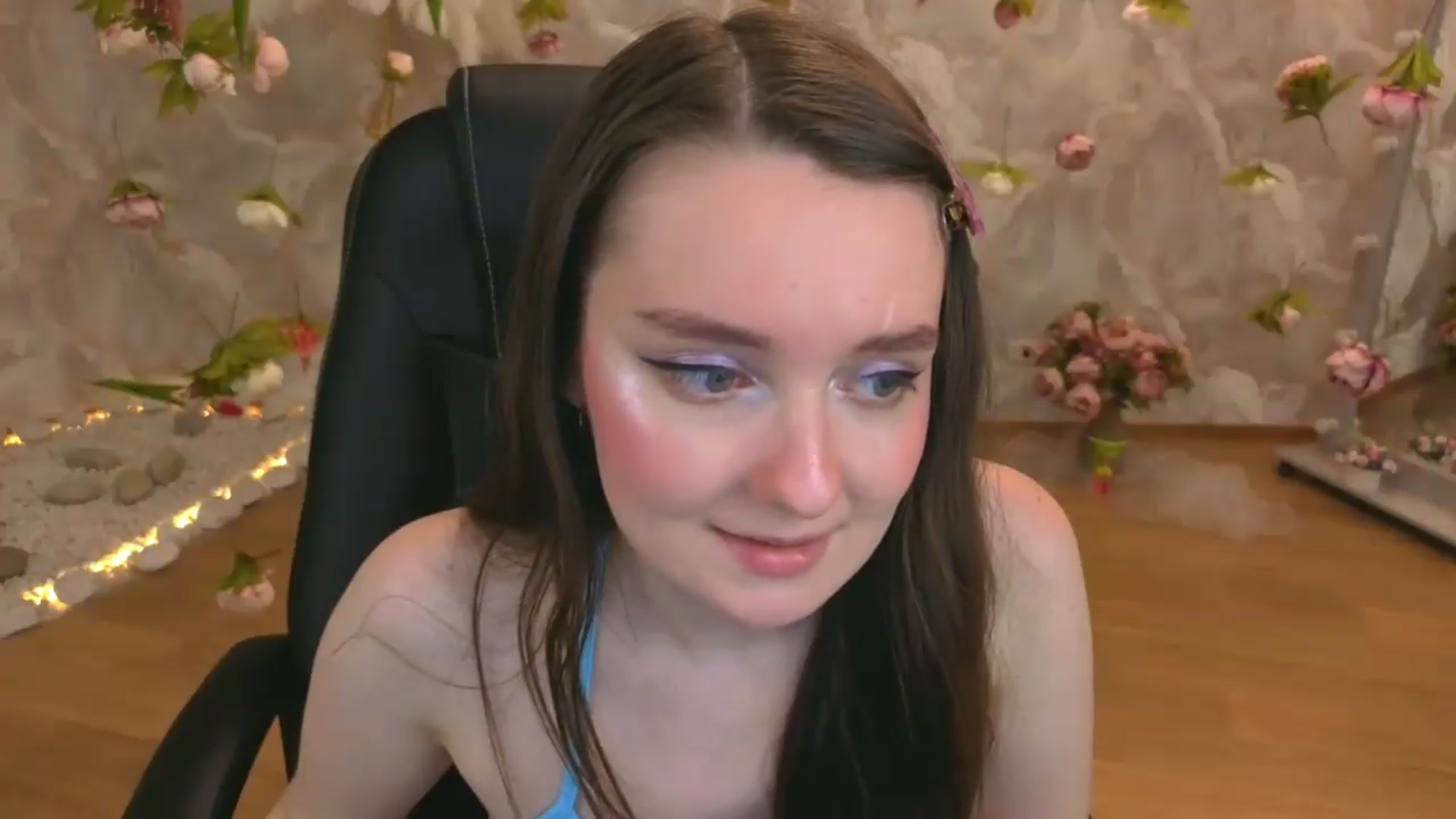 Gallery image thumbnail from Milim_Nava's myfreecams stream on, 06/10/2026, 24:39 image 16 of 20