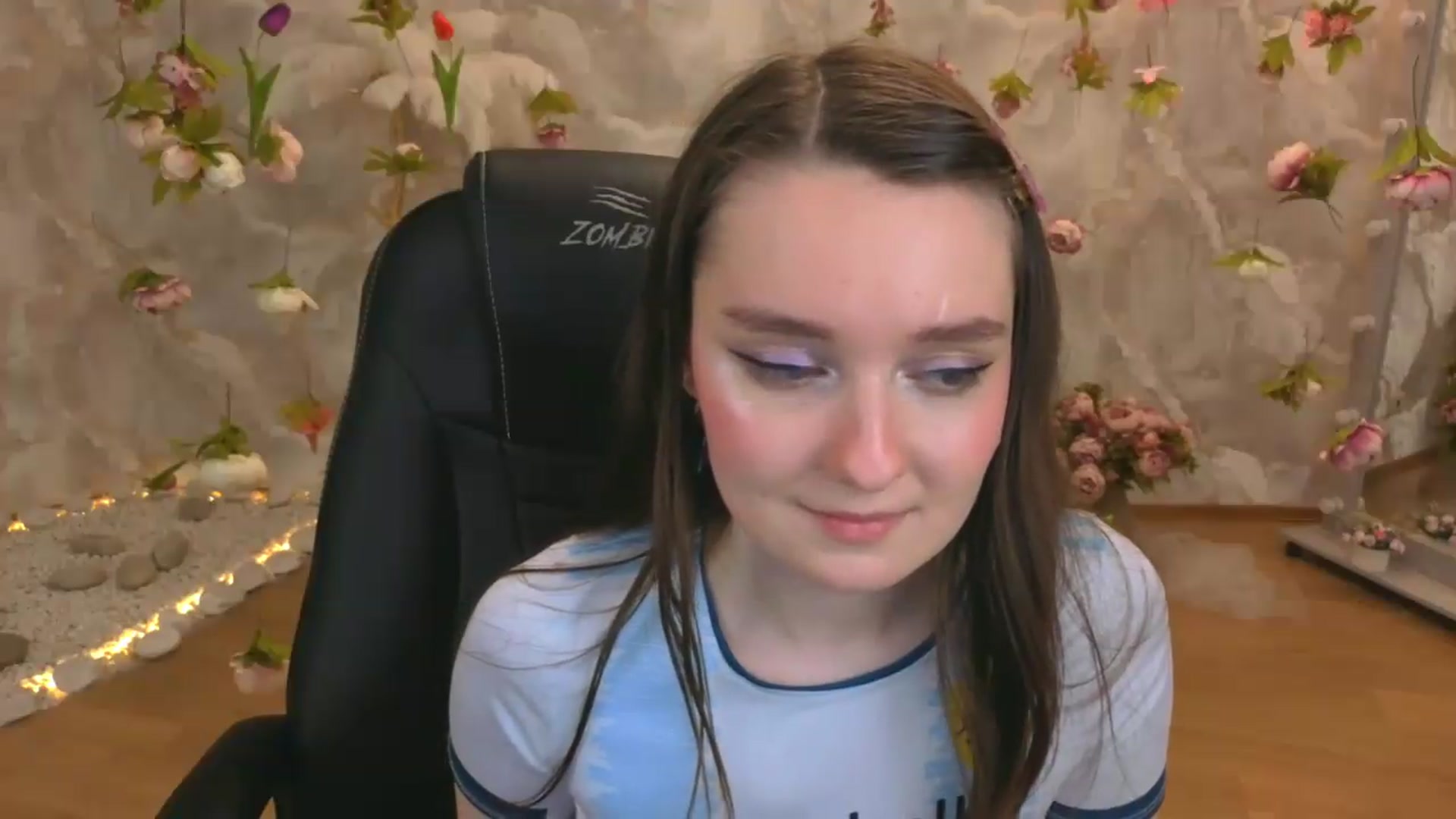 Gallery image thumbnail from Milim_Nava's myfreecams stream on, 06/10/2026, 04:54 image 19 of 20