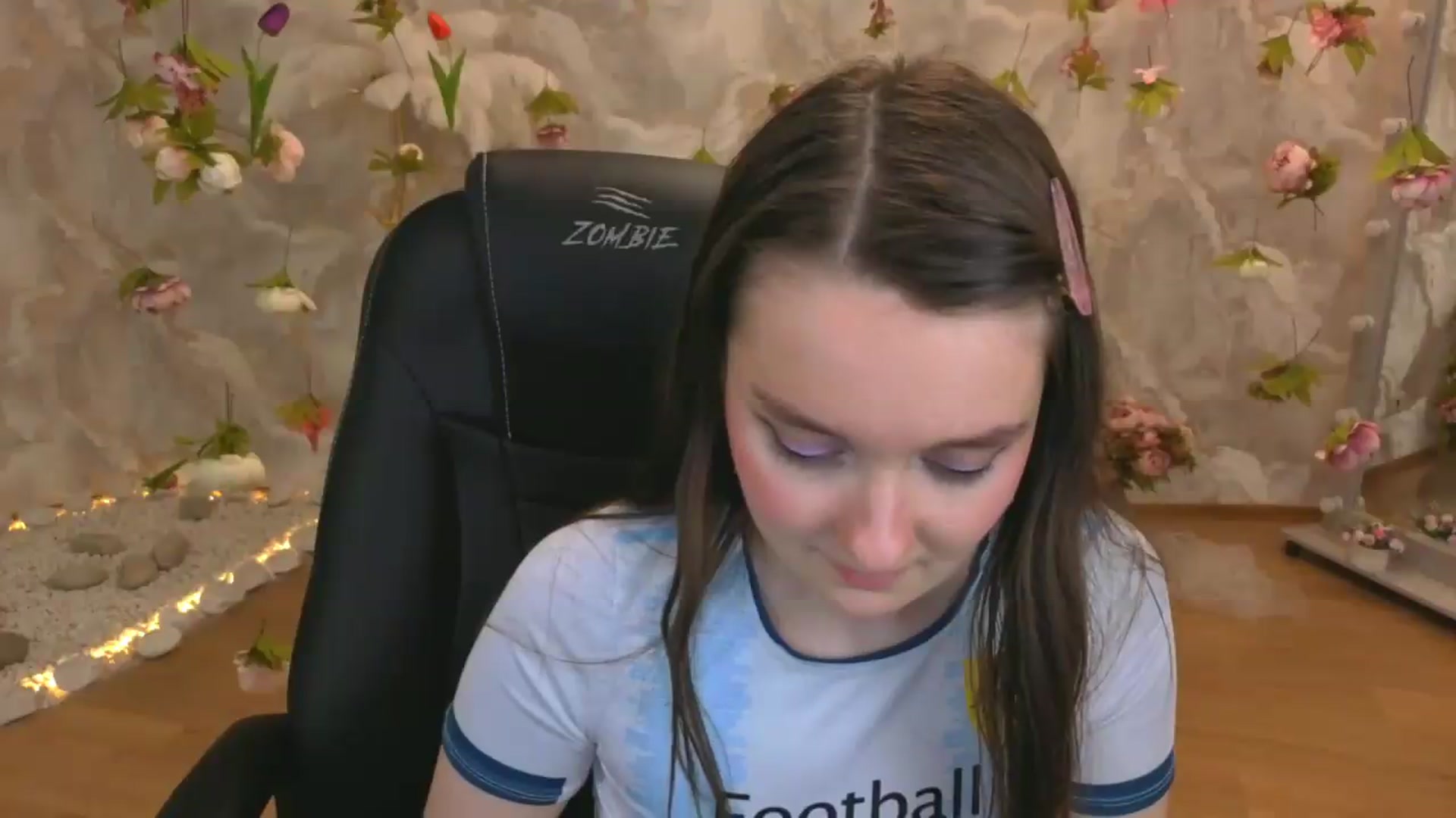 Gallery image thumbnail from Milim_Nava's myfreecams stream on, 06/10/2026, 04:54 image 18 of 20