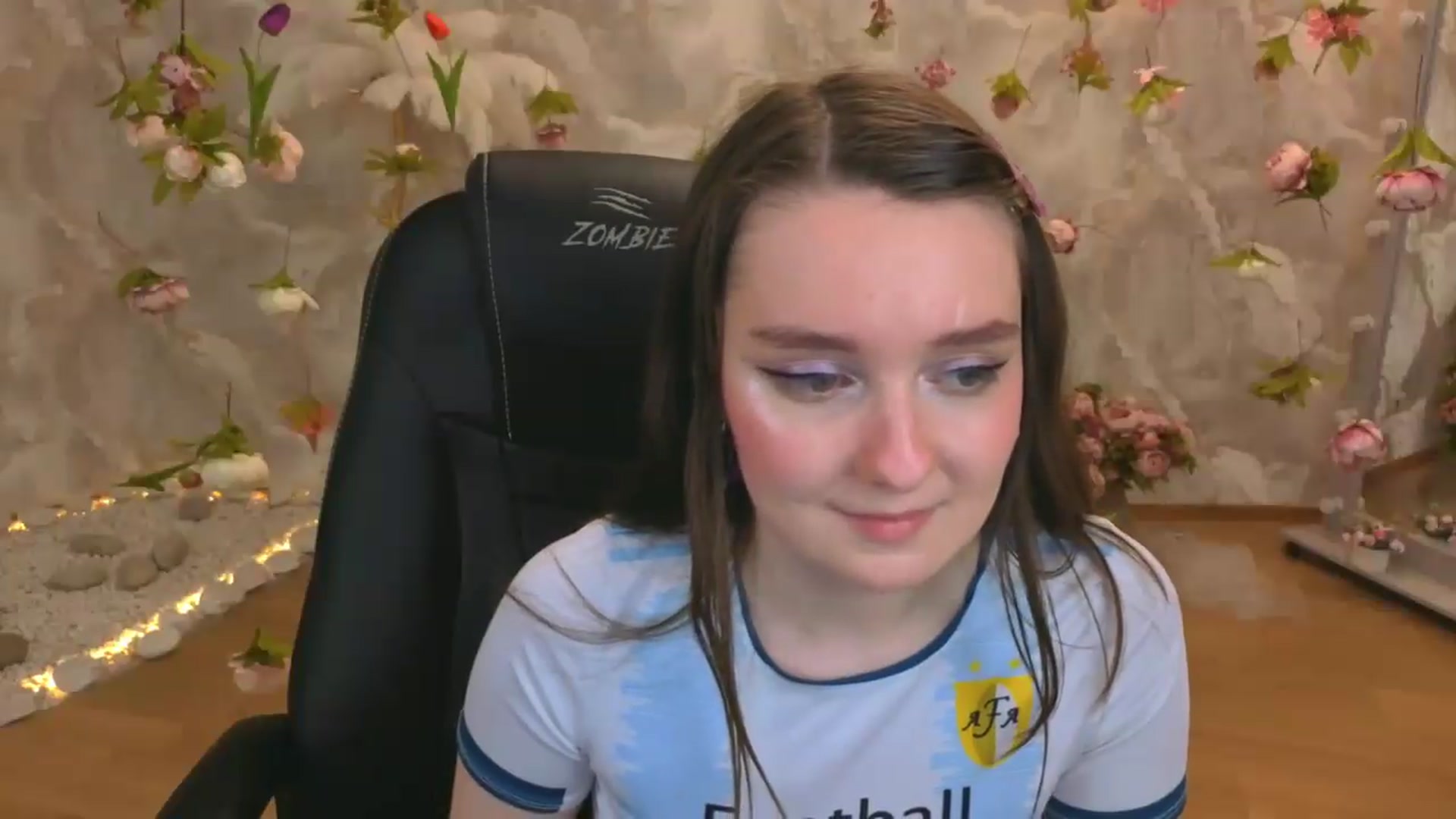 Gallery image thumbnail from Milim_Nava's myfreecams stream on, 06/10/2026, 04:54 image 15 of 20