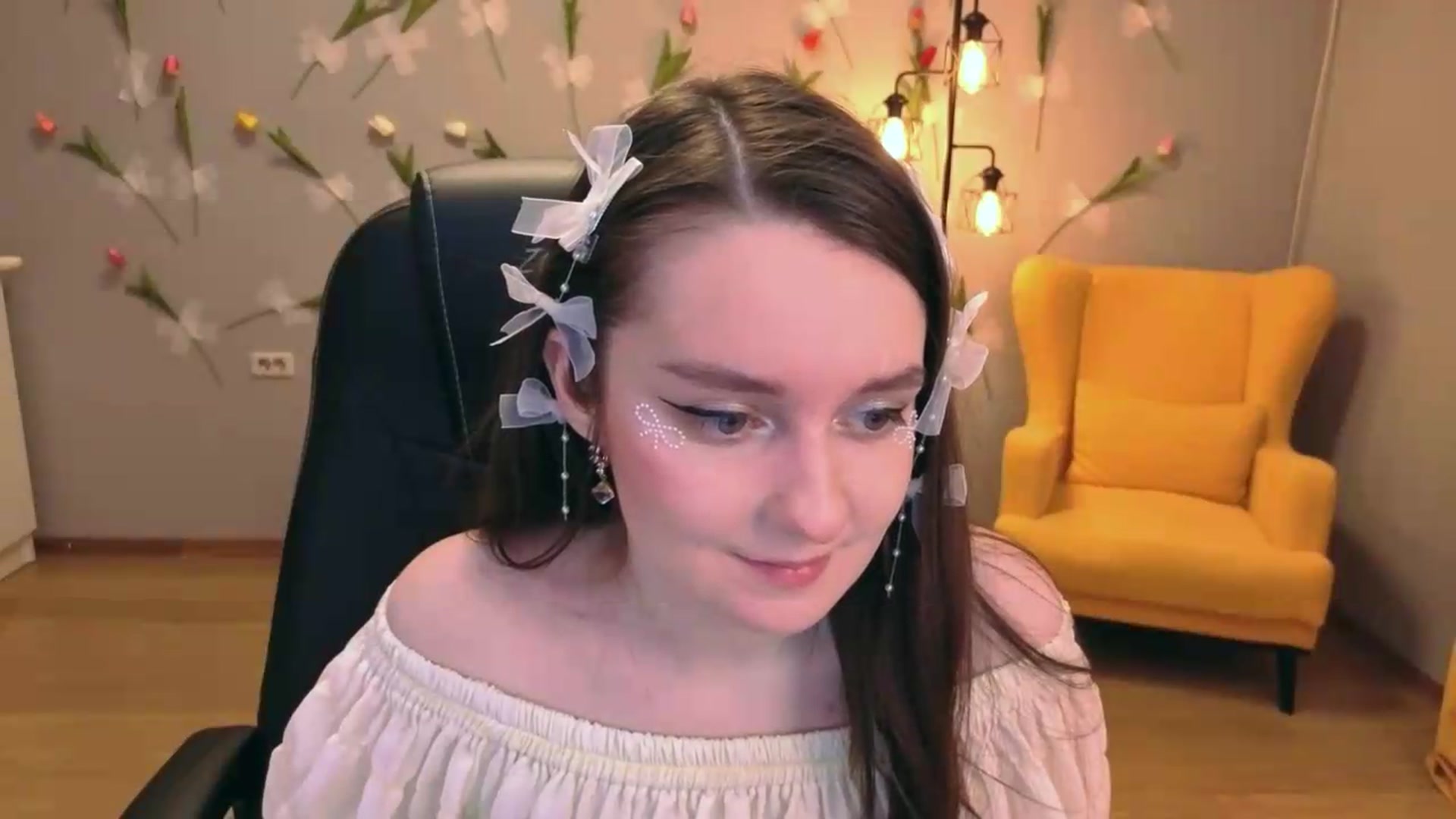Gallery image thumbnail from Milim_Nava's myfreecams stream on, 06/10/2026, 19:50 image 3 of 20